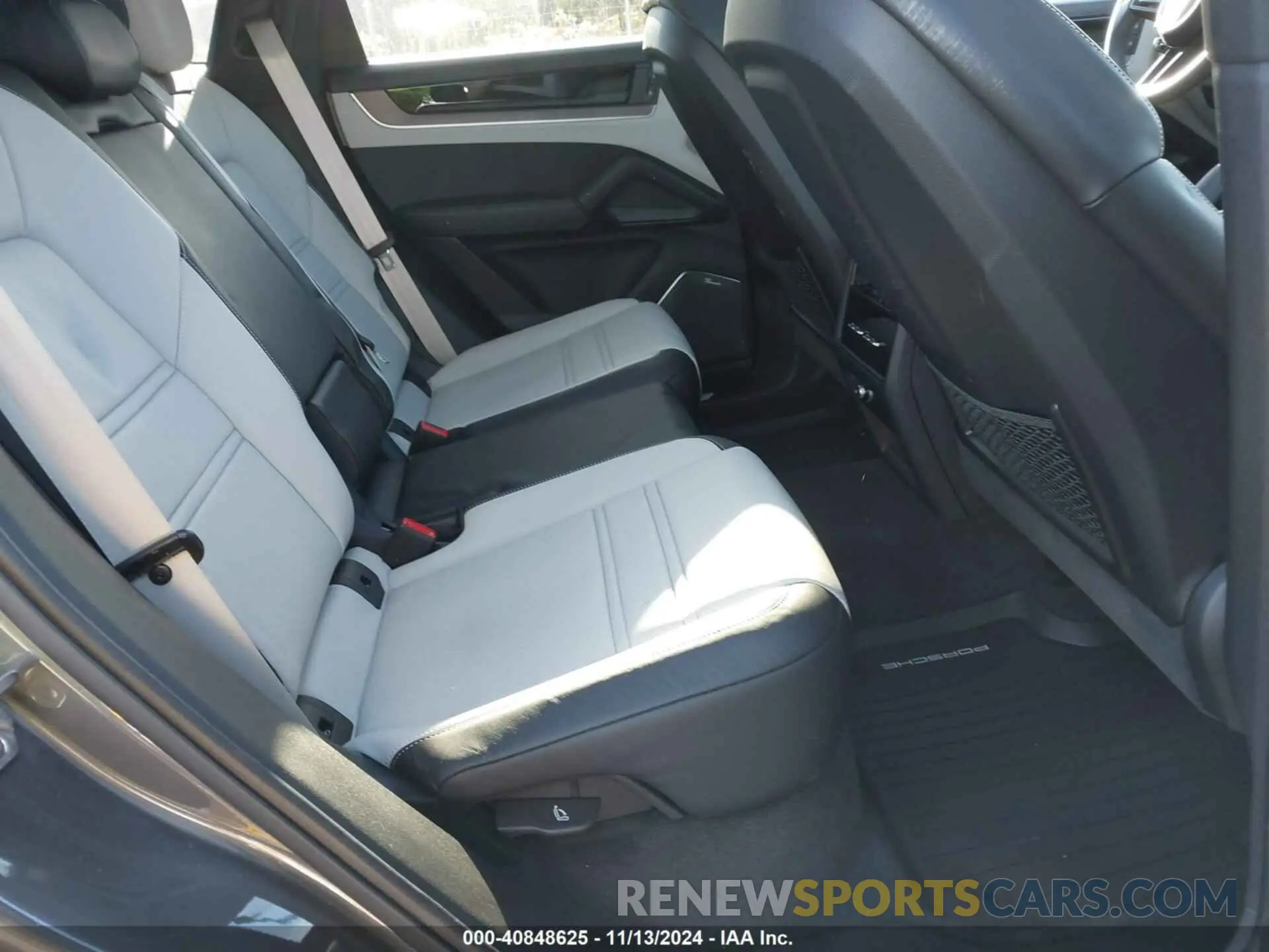 8 Photograph of a damaged car WP1BA2AY2RDA51316 PORSCHE CAYENNE COUPE 2024