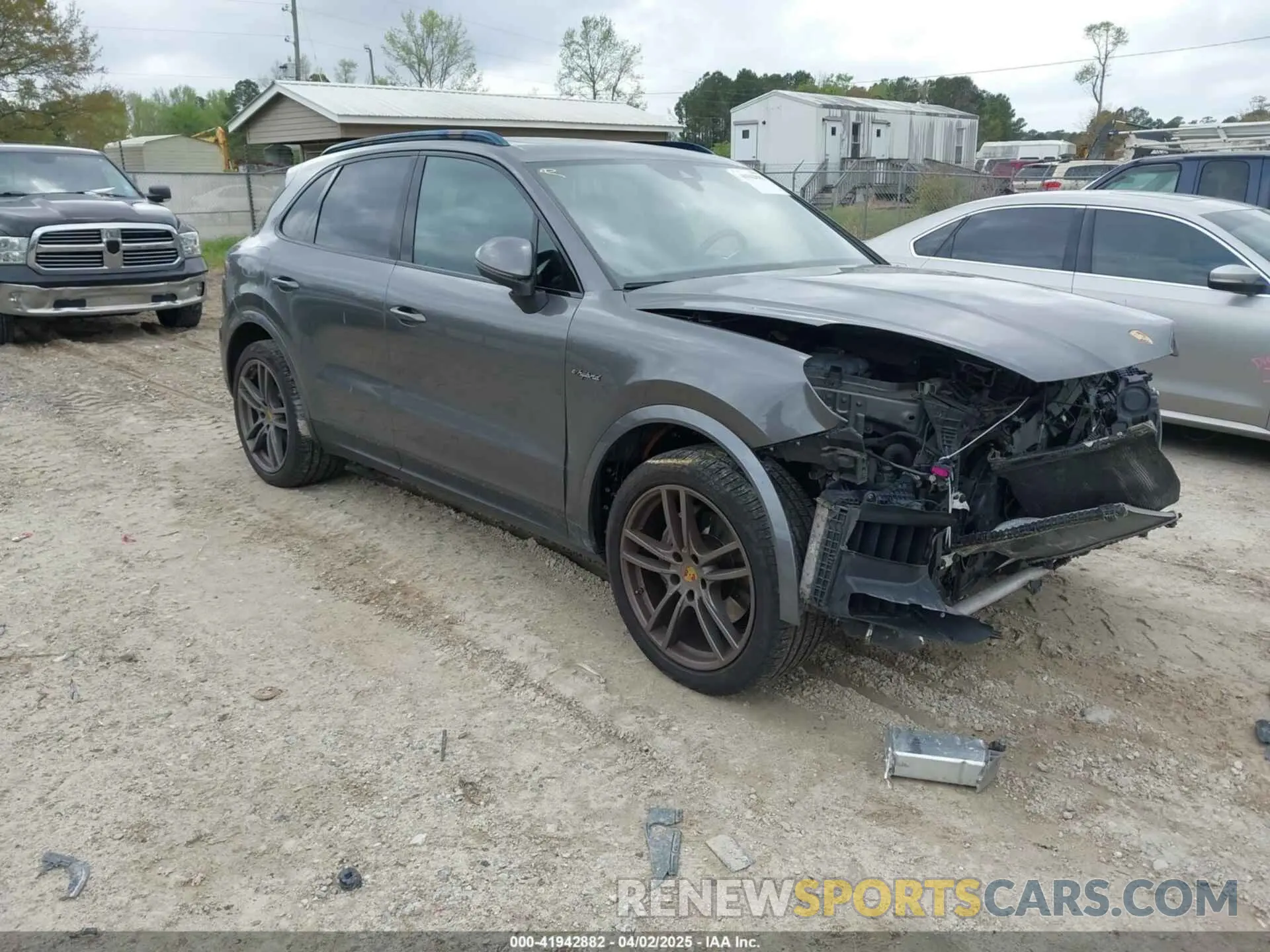 1 Фотография поврежденного автомобиля WP1AE2AY4KDA52022 PORSCHE CAYENNE E-HYBRID 2019