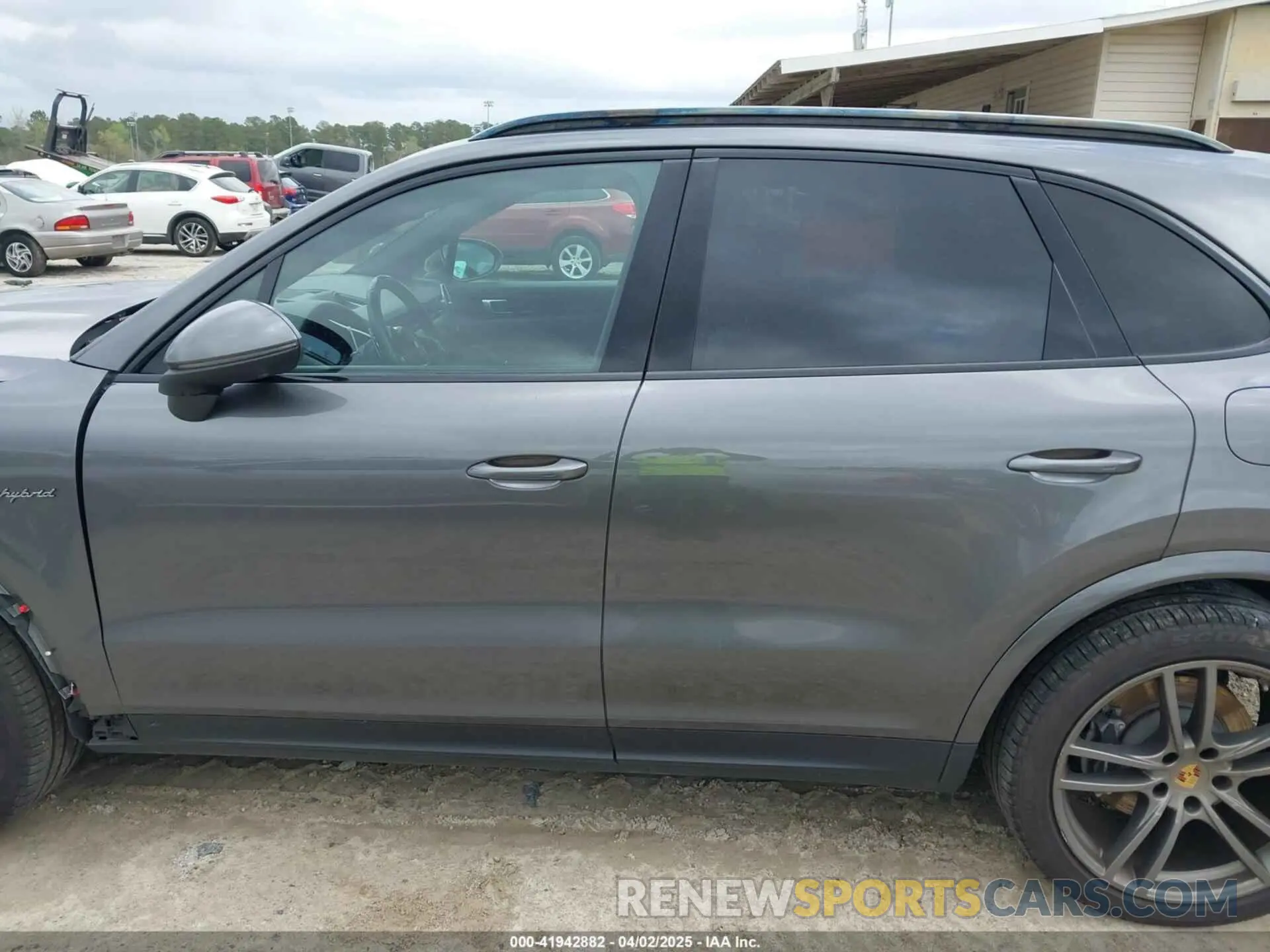 14 Фотография поврежденного автомобиля WP1AE2AY4KDA52022 PORSCHE CAYENNE E-HYBRID 2019