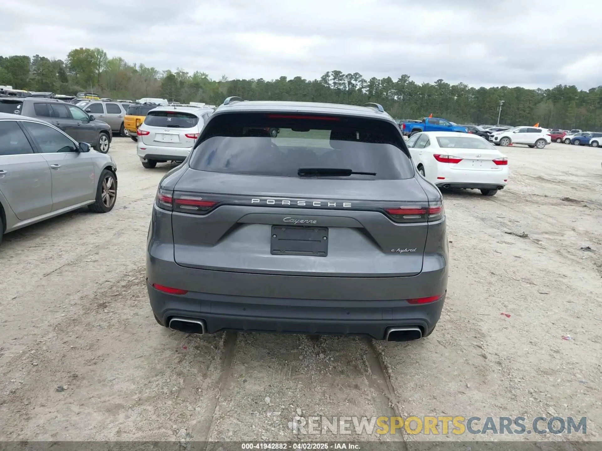 16 Фотография поврежденного автомобиля WP1AE2AY4KDA52022 PORSCHE CAYENNE E-HYBRID 2019