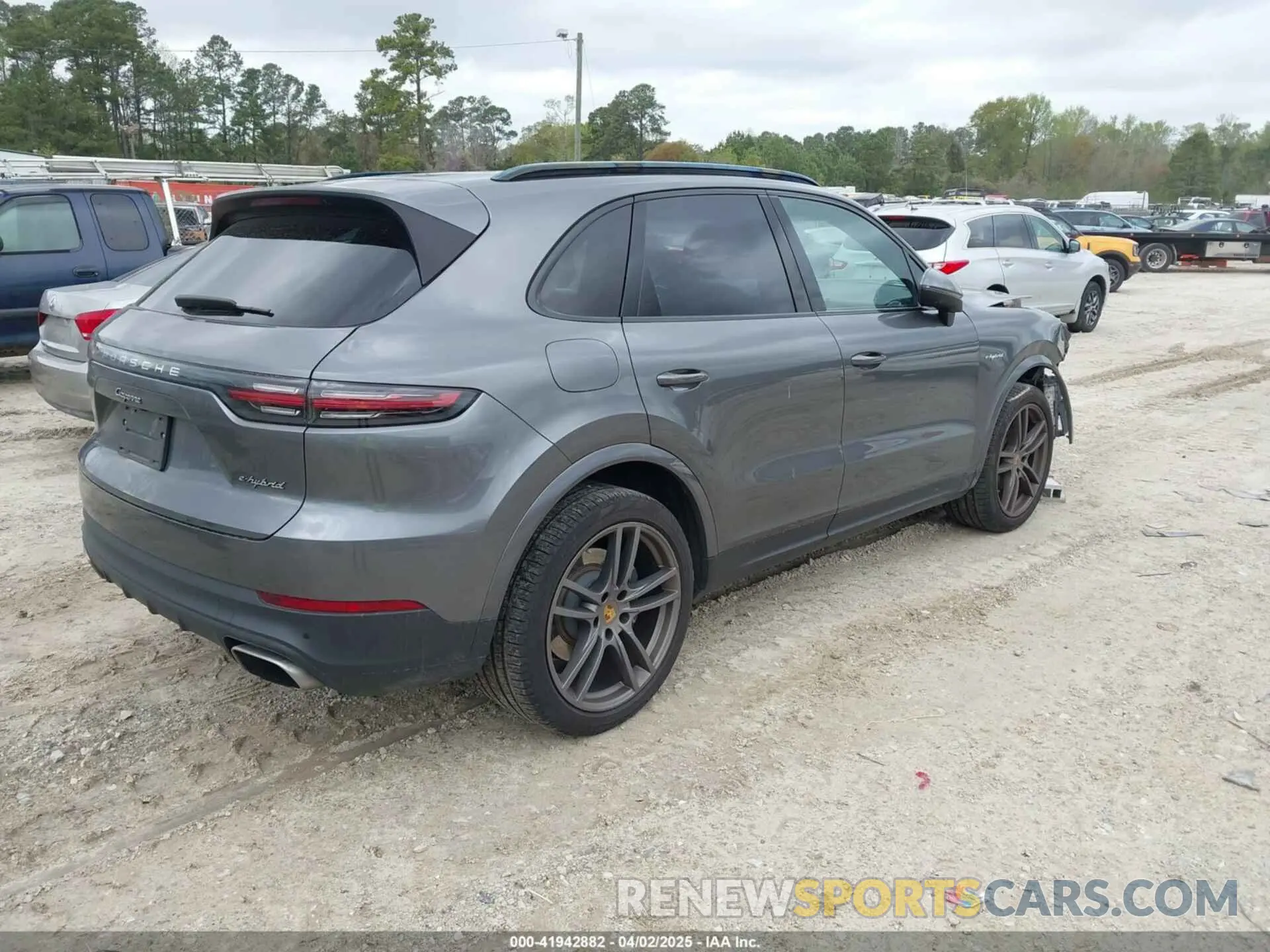 4 Фотография поврежденного автомобиля WP1AE2AY4KDA52022 PORSCHE CAYENNE E-HYBRID 2019