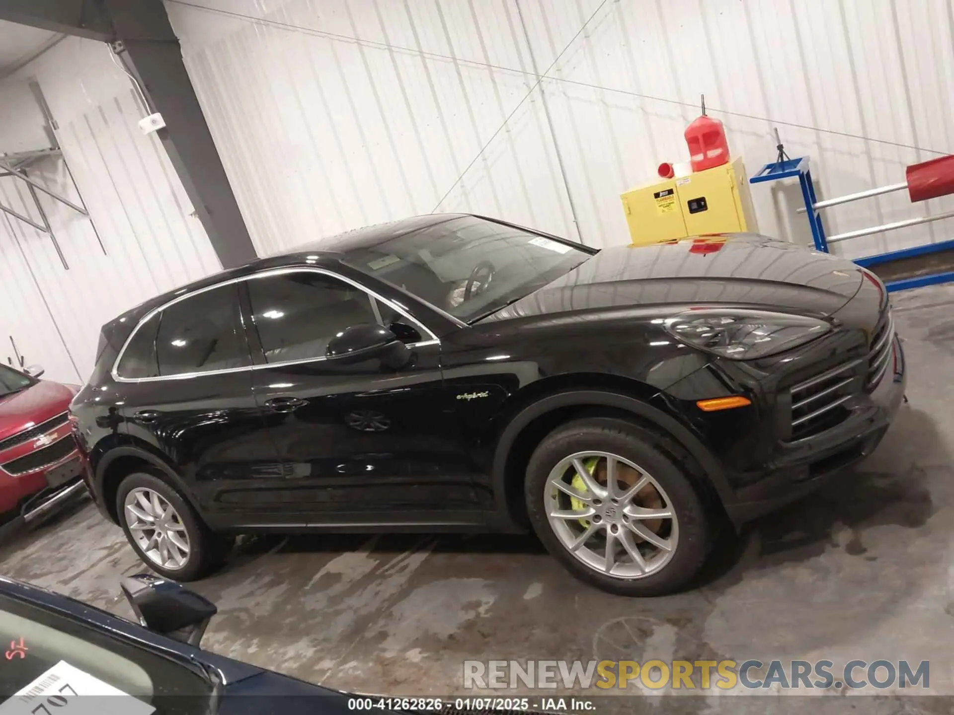 13 Photograph of a damaged car WP1AE2AY8KDA51634 PORSCHE CAYENNE E-HYBRID 2019
