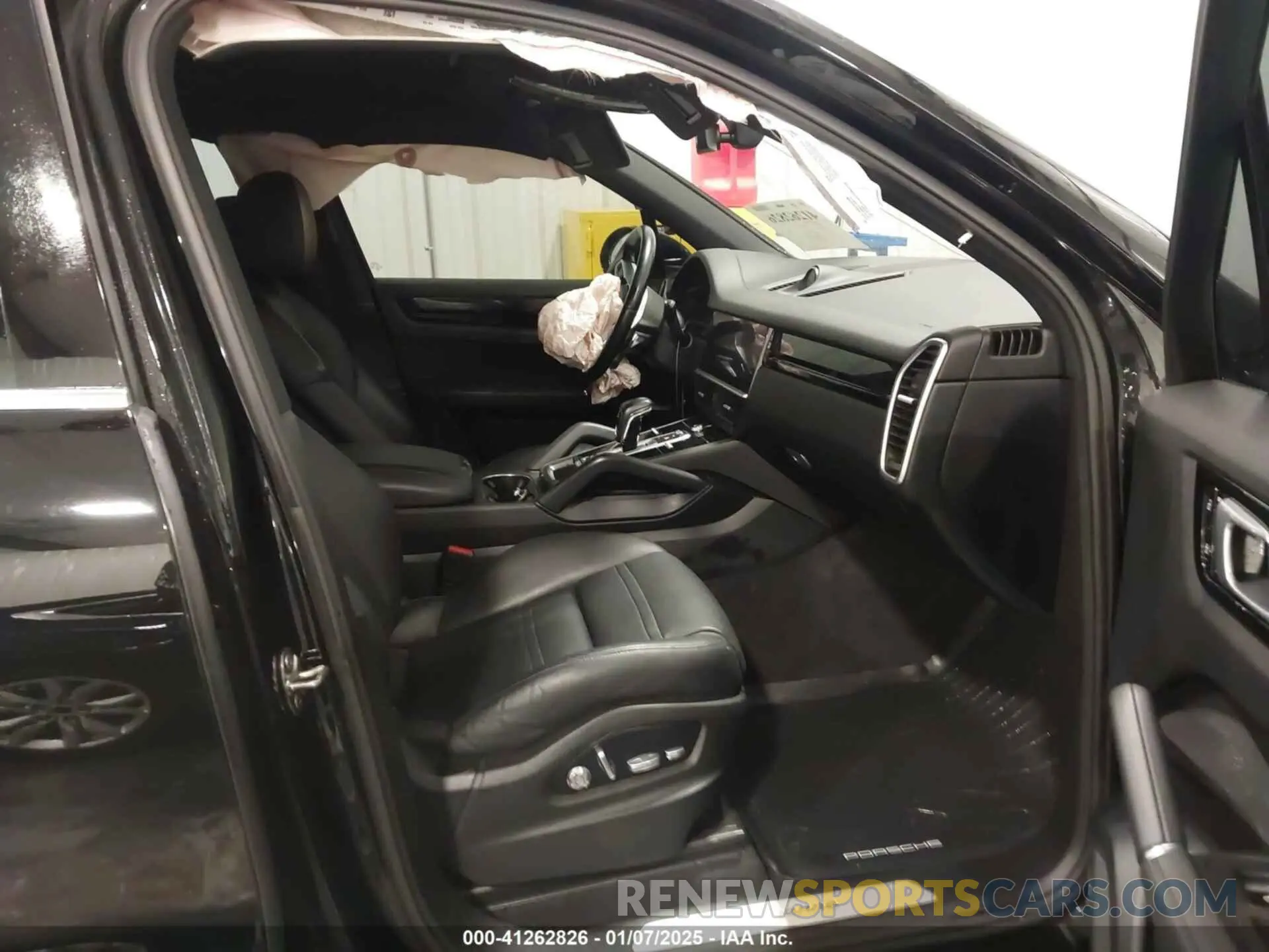 5 Photograph of a damaged car WP1AE2AY8KDA51634 PORSCHE CAYENNE E-HYBRID 2019