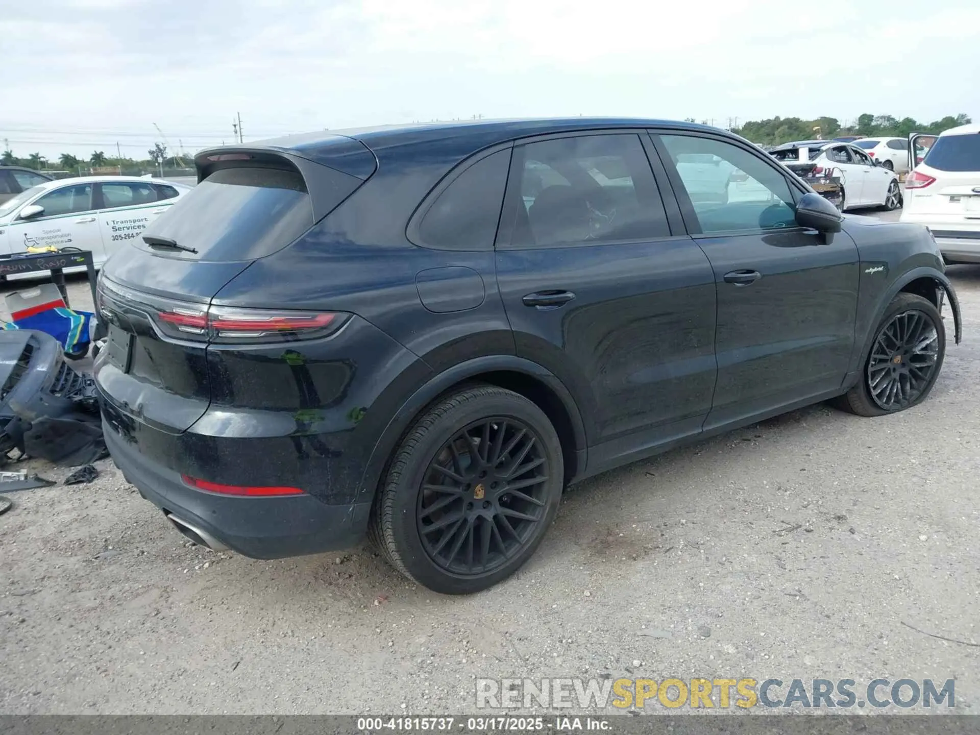4 Фотография поврежденного автомобиля WP1AE2AYXMDA24566 PORSCHE CAYENNE E-HYBRID 2021