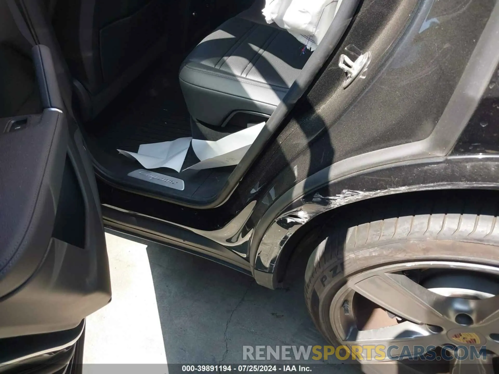 22 Photograph of a damaged car WP1AE2AY1PDA12570 PORSCHE CAYENNE E-HYBRID 2023