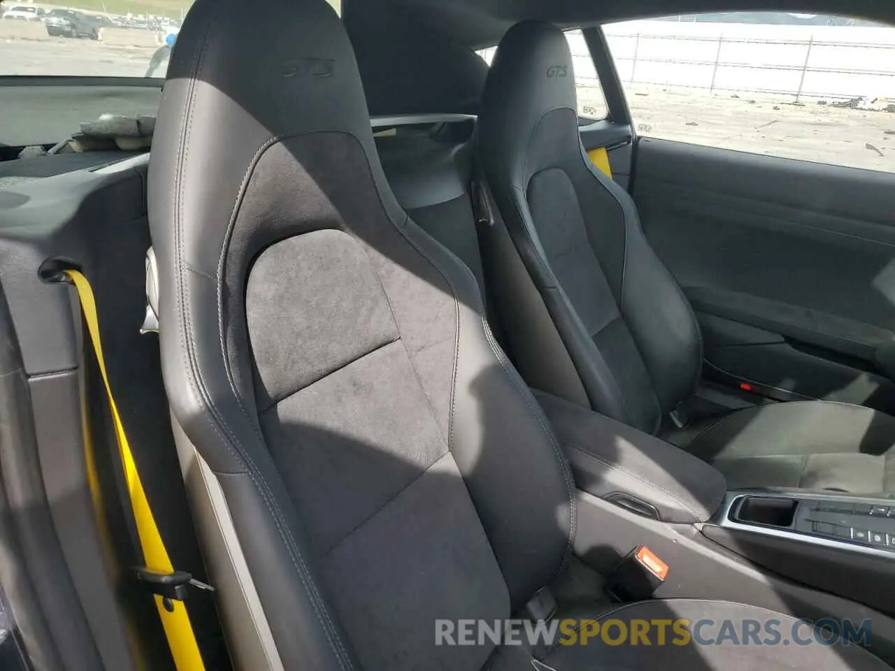 10 Фотография поврежденного автомобиля WP0AB2A82KS279067 PORSCHE CAYMAN 2019