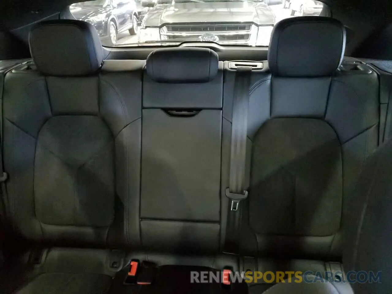10 Photograph of a damaged car WP1AA2A50KLB02700 PORSCHE MACAN 2019