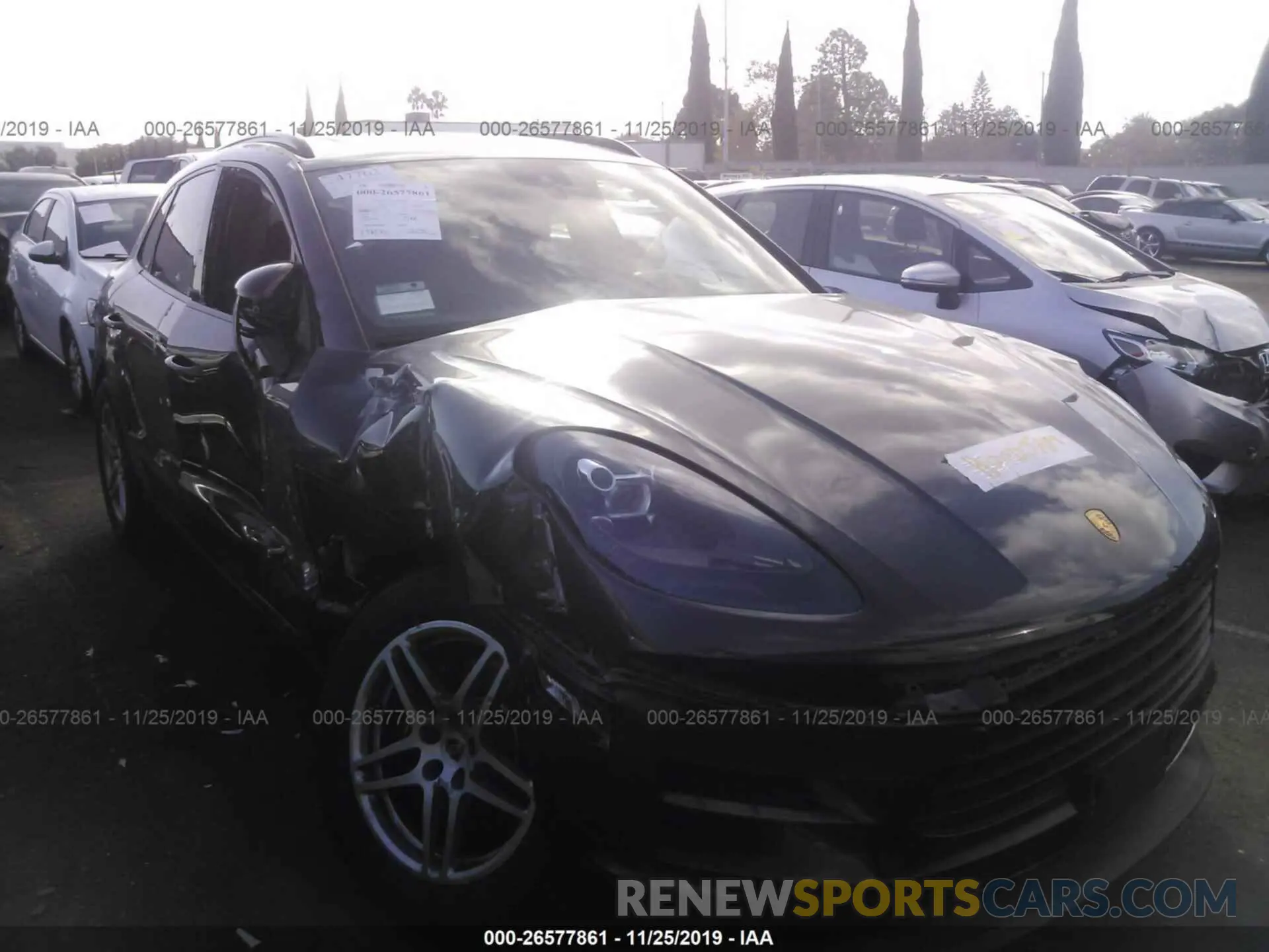1 Photograph of a damaged car WP1AA2A53KLB01492 PORSCHE MACAN 2019