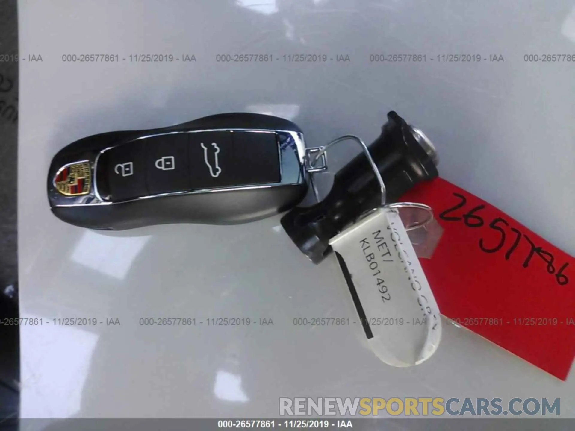 11 Photograph of a damaged car WP1AA2A53KLB01492 PORSCHE MACAN 2019