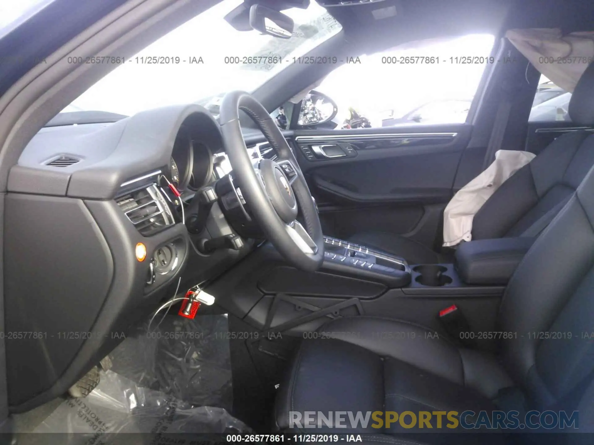 5 Photograph of a damaged car WP1AA2A53KLB01492 PORSCHE MACAN 2019