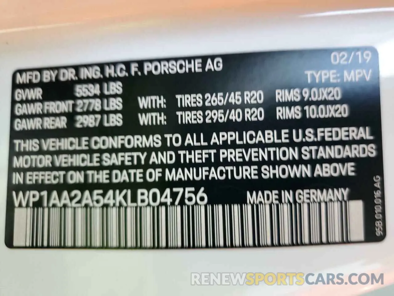 10 Photograph of a damaged car WP1AA2A54KLB04756 PORSCHE MACAN 2019