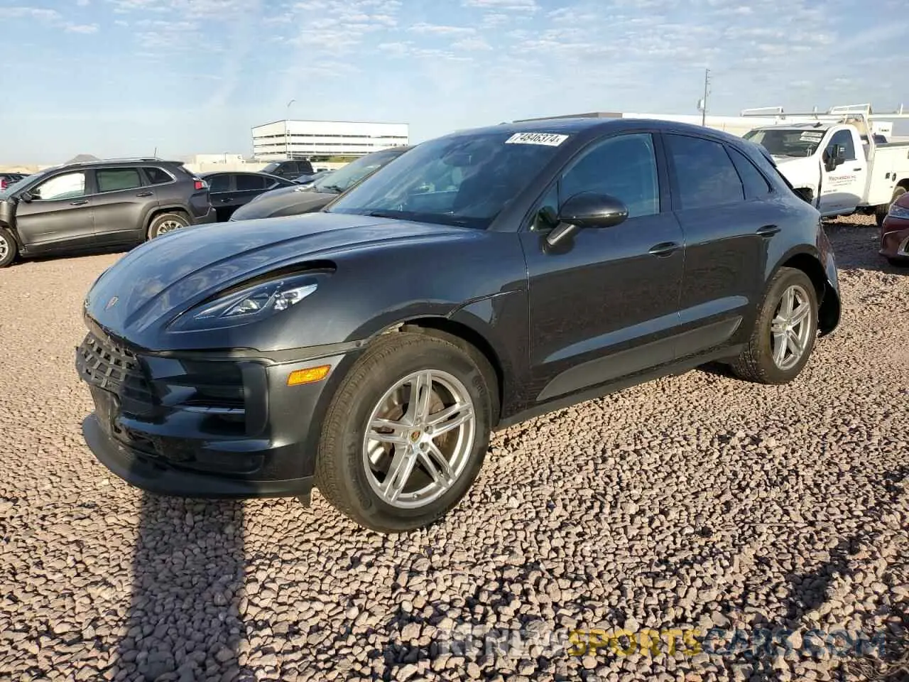 1 Photograph of a damaged car WP1AA2A56KLB00126 PORSCHE MACAN 2019