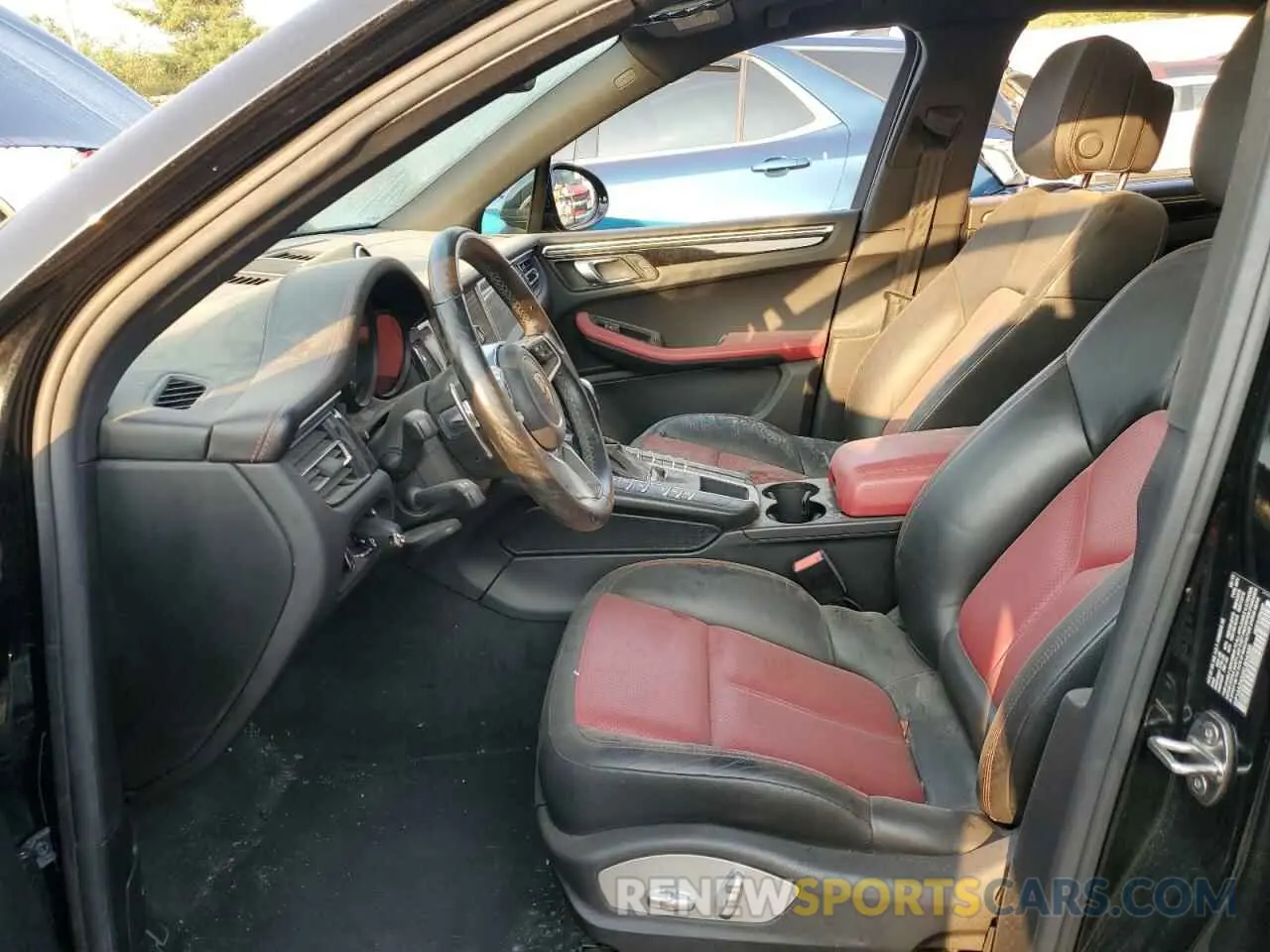 7 Photograph of a damaged car WP1AA2A56KLB04385 PORSCHE MACAN 2019