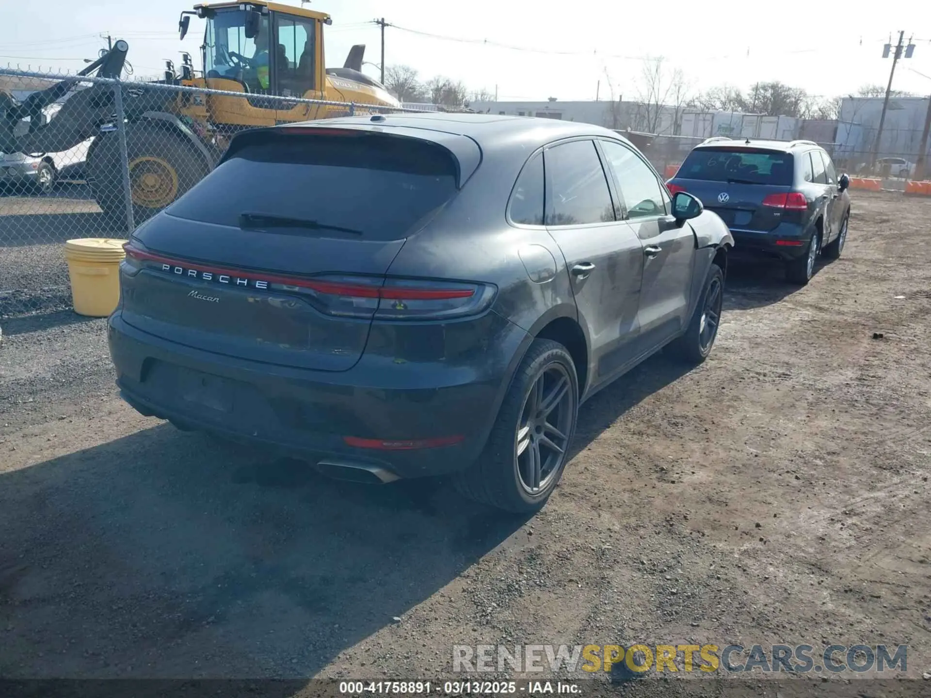 4 Фотография поврежденного автомобиля WP1AA2A56KLB08064 PORSCHE MACAN 2019