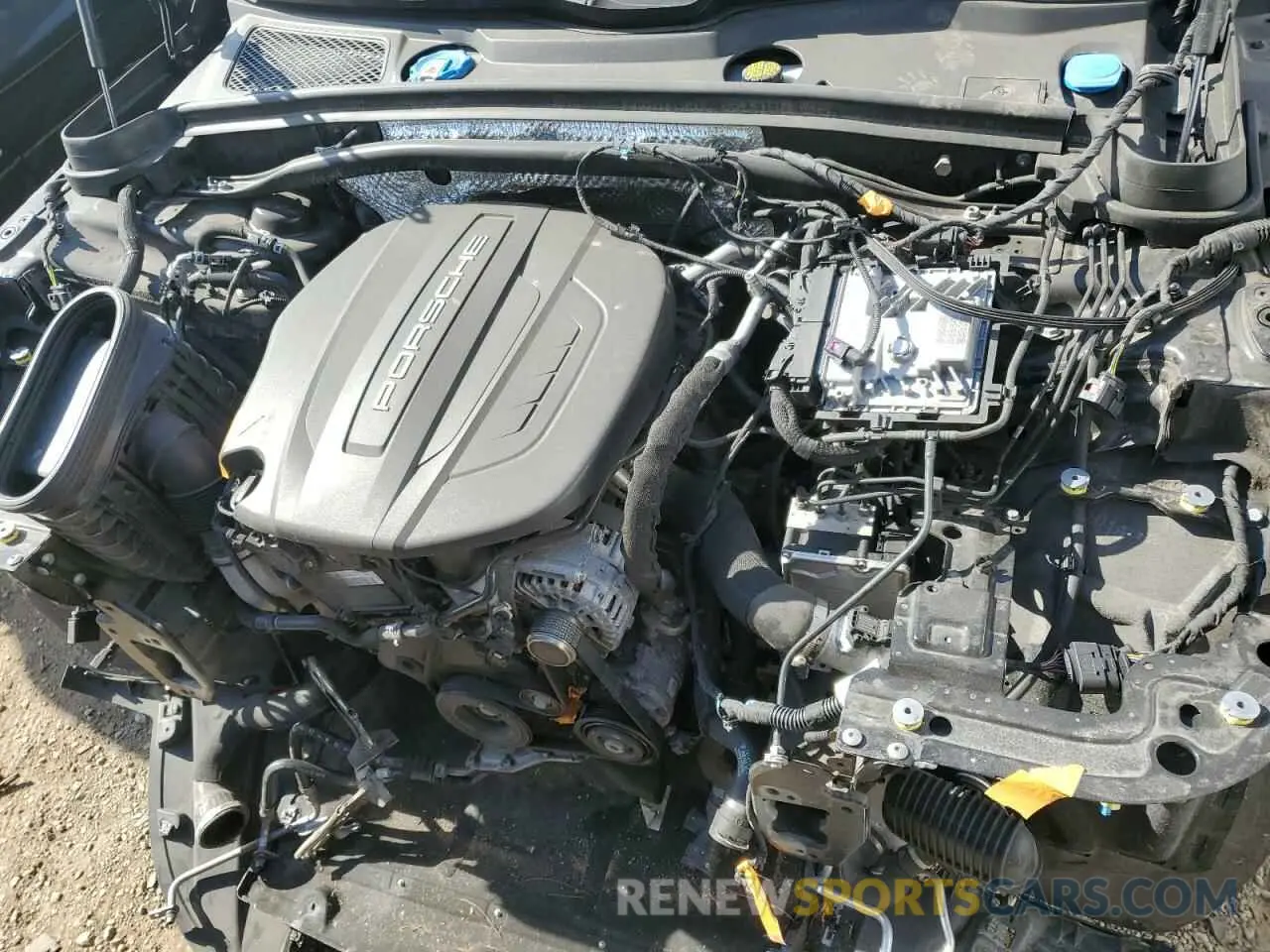 11 Photograph of a damaged car WP1AA2A57KLB00040 PORSCHE MACAN 2019