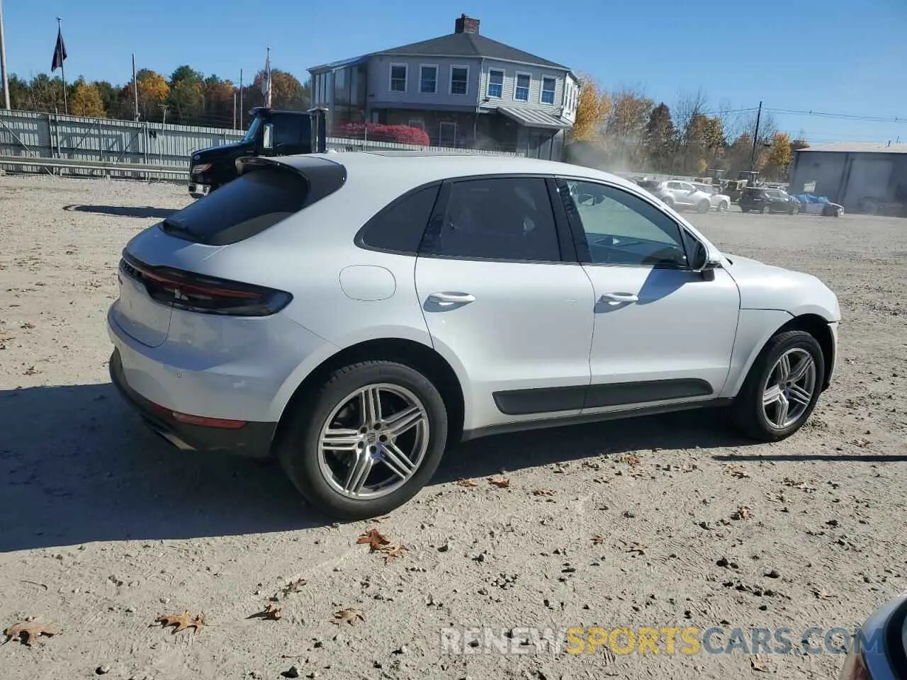 3 Фотография поврежденного автомобиля WP1AA2A57KLB03116 PORSCHE MACAN 2019