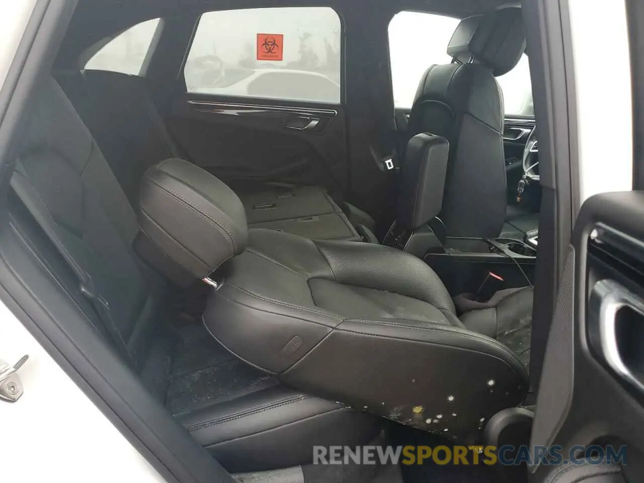 11 Photograph of a damaged car WP1AA2A57KLB09322 PORSCHE MACAN 2019