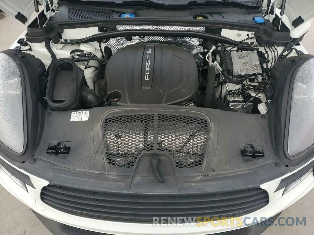 12 Photograph of a damaged car WP1AA2A57KLB09322 PORSCHE MACAN 2019