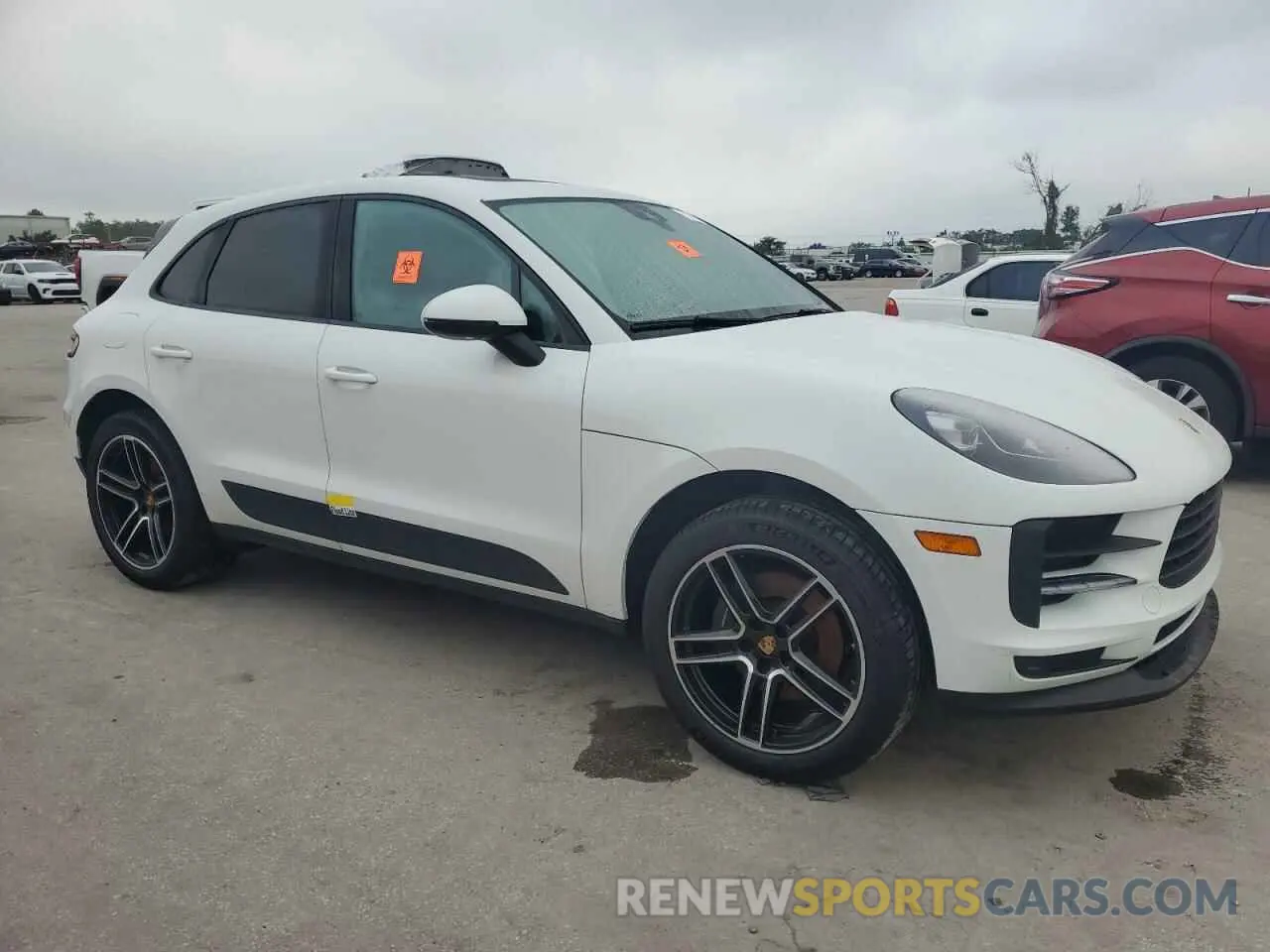 4 Photograph of a damaged car WP1AA2A57KLB09322 PORSCHE MACAN 2019