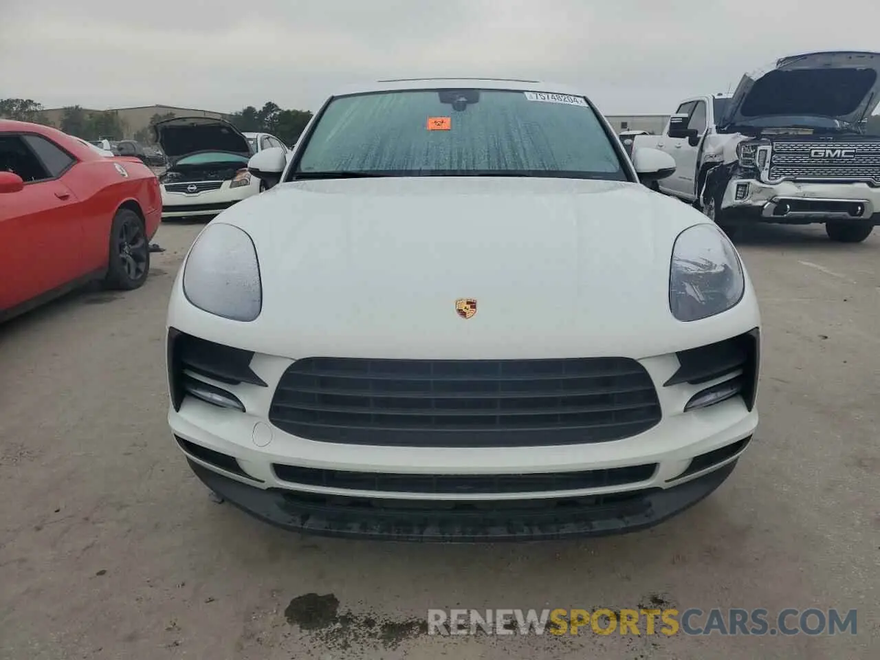 5 Photograph of a damaged car WP1AA2A57KLB09322 PORSCHE MACAN 2019