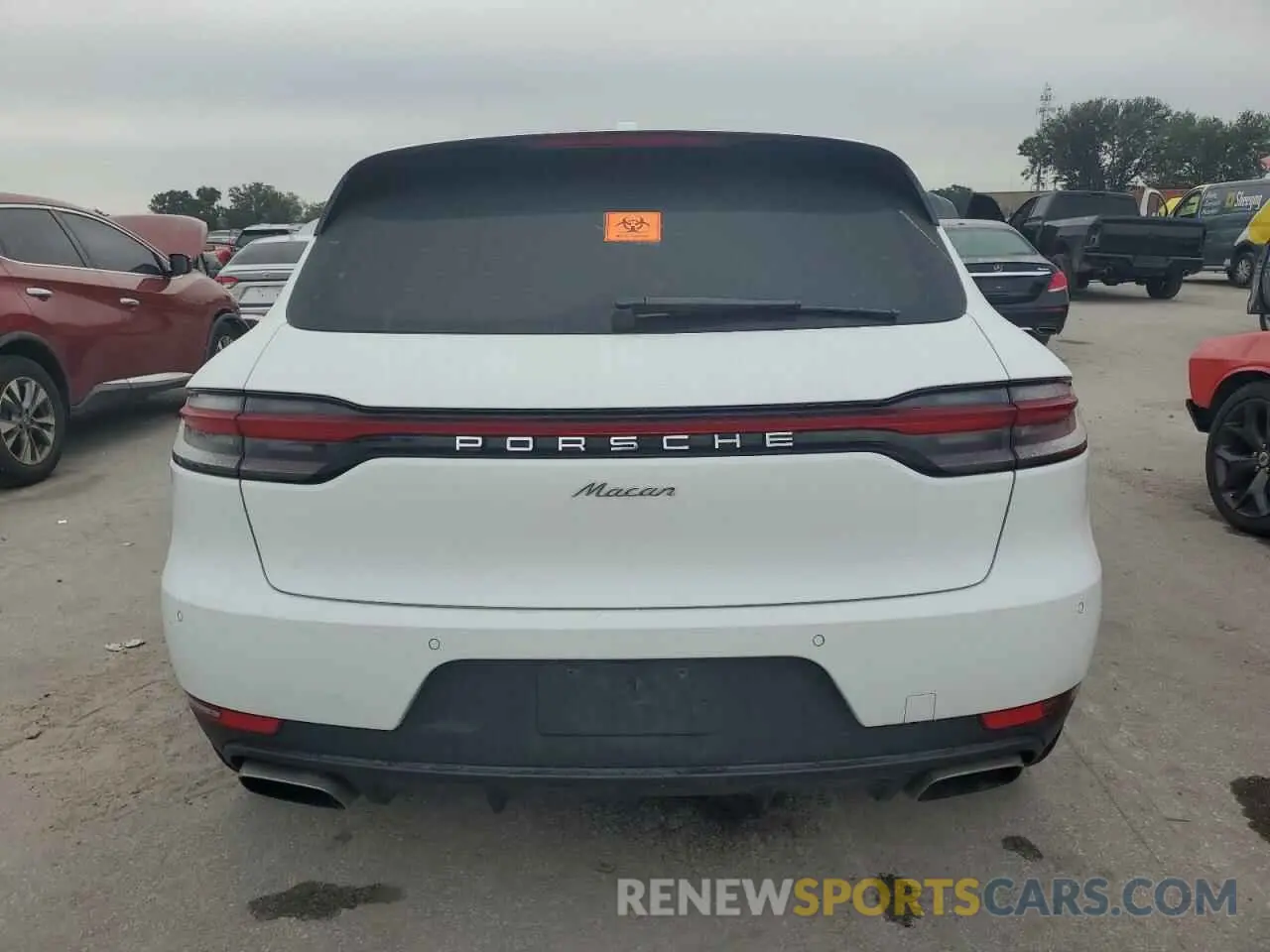 6 Photograph of a damaged car WP1AA2A57KLB09322 PORSCHE MACAN 2019