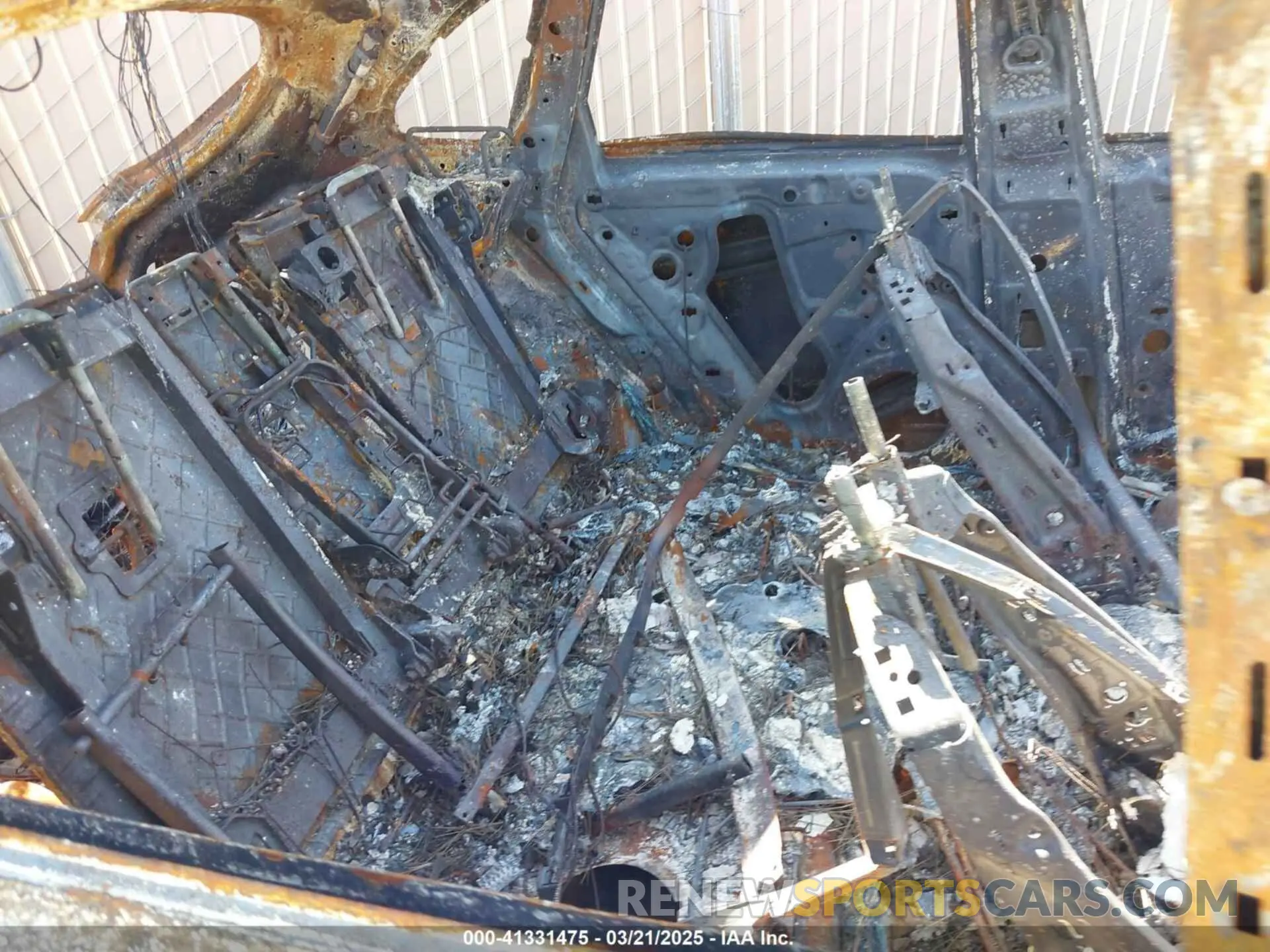 8 Photograph of a damaged car WP1AA2A58KLB05456 PORSCHE MACAN 2019