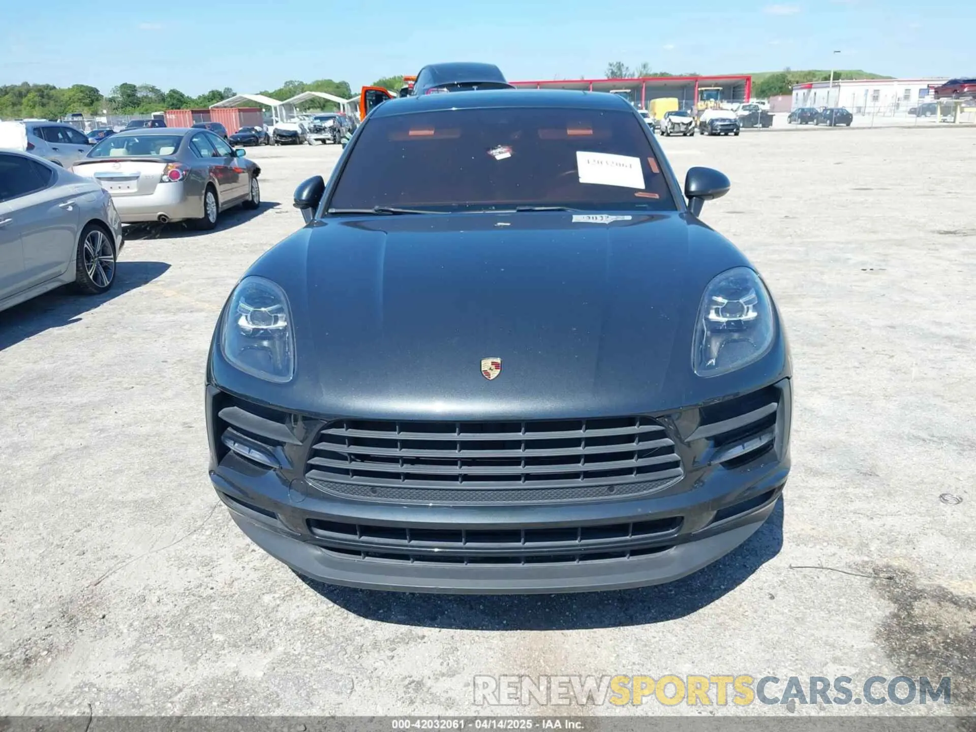 11 Photograph of a damaged car WP1AA2A58KLB08292 PORSCHE MACAN 2019