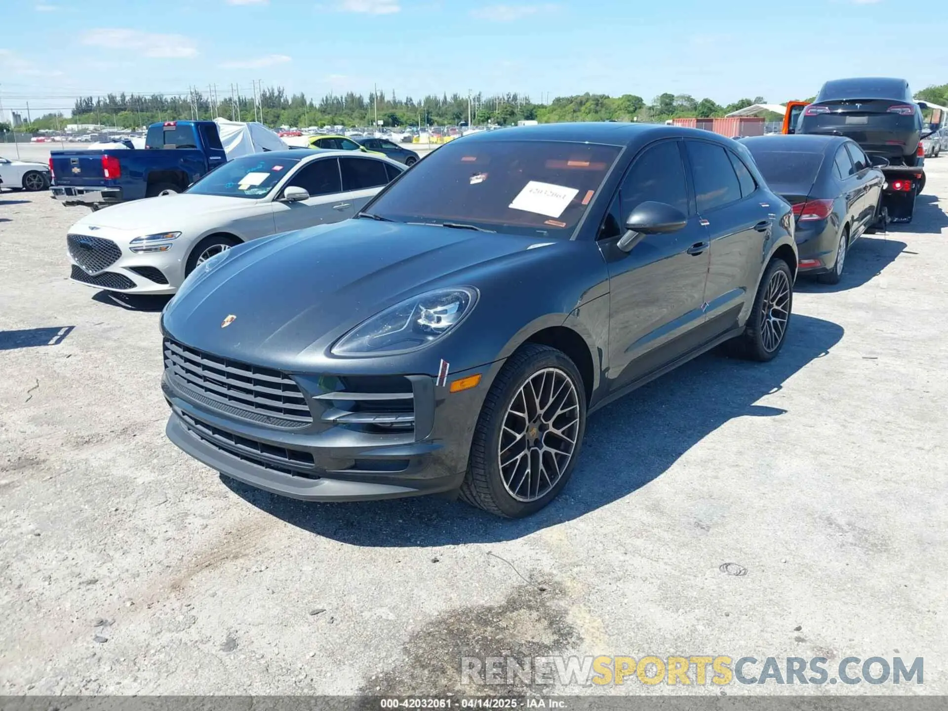2 Photograph of a damaged car WP1AA2A58KLB08292 PORSCHE MACAN 2019