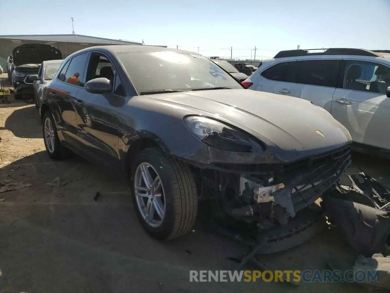 4 Photograph of a damaged car WP1AA2A59KLB03392 PORSCHE MACAN 2019