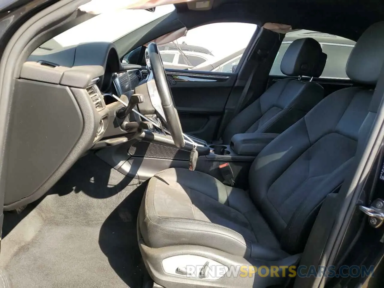 7 Photograph of a damaged car WP1AA2A59KLB03392 PORSCHE MACAN 2019