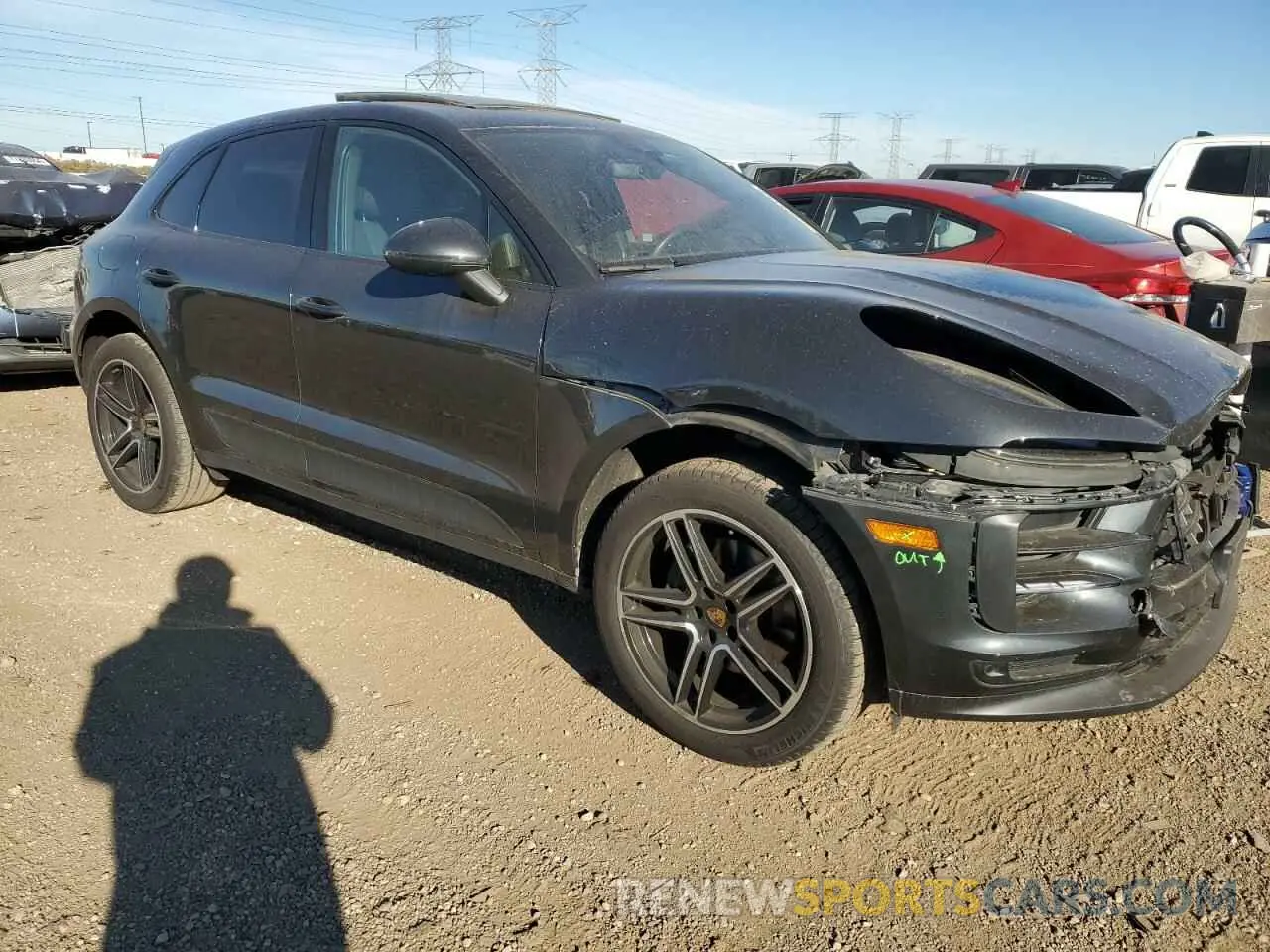 4 Photograph of a damaged car WP1AA2A5XKLB00596 PORSCHE MACAN 2019