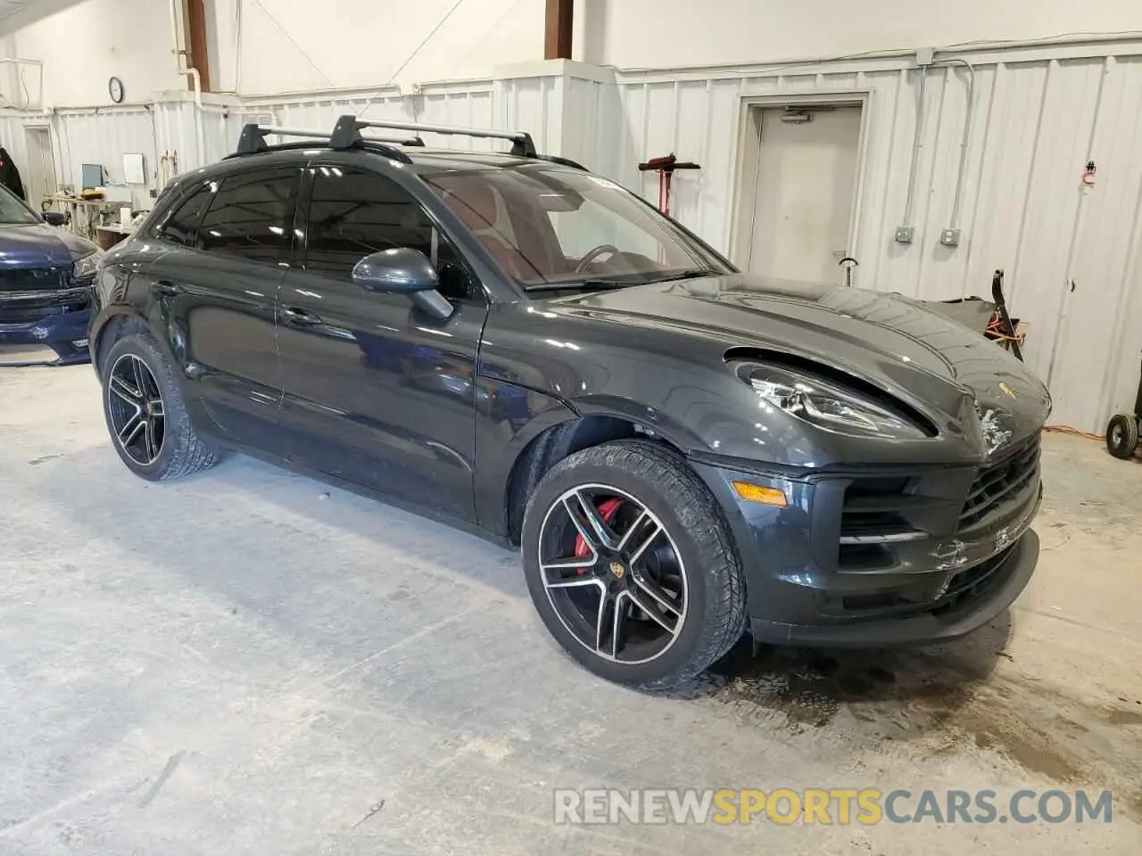 4 Фотография поврежденного автомобиля WP1AB2A59KLB30217 PORSCHE MACAN 2019