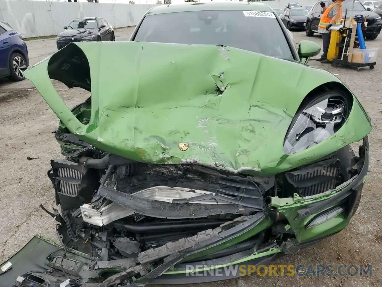 11 Photograph of a damaged car WP1AB2A59KLB30427 PORSCHE MACAN 2019