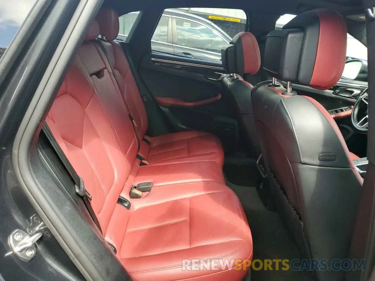 11 Photograph of a damaged car WP1AA2A50LLB01807 PORSCHE MACAN 2020