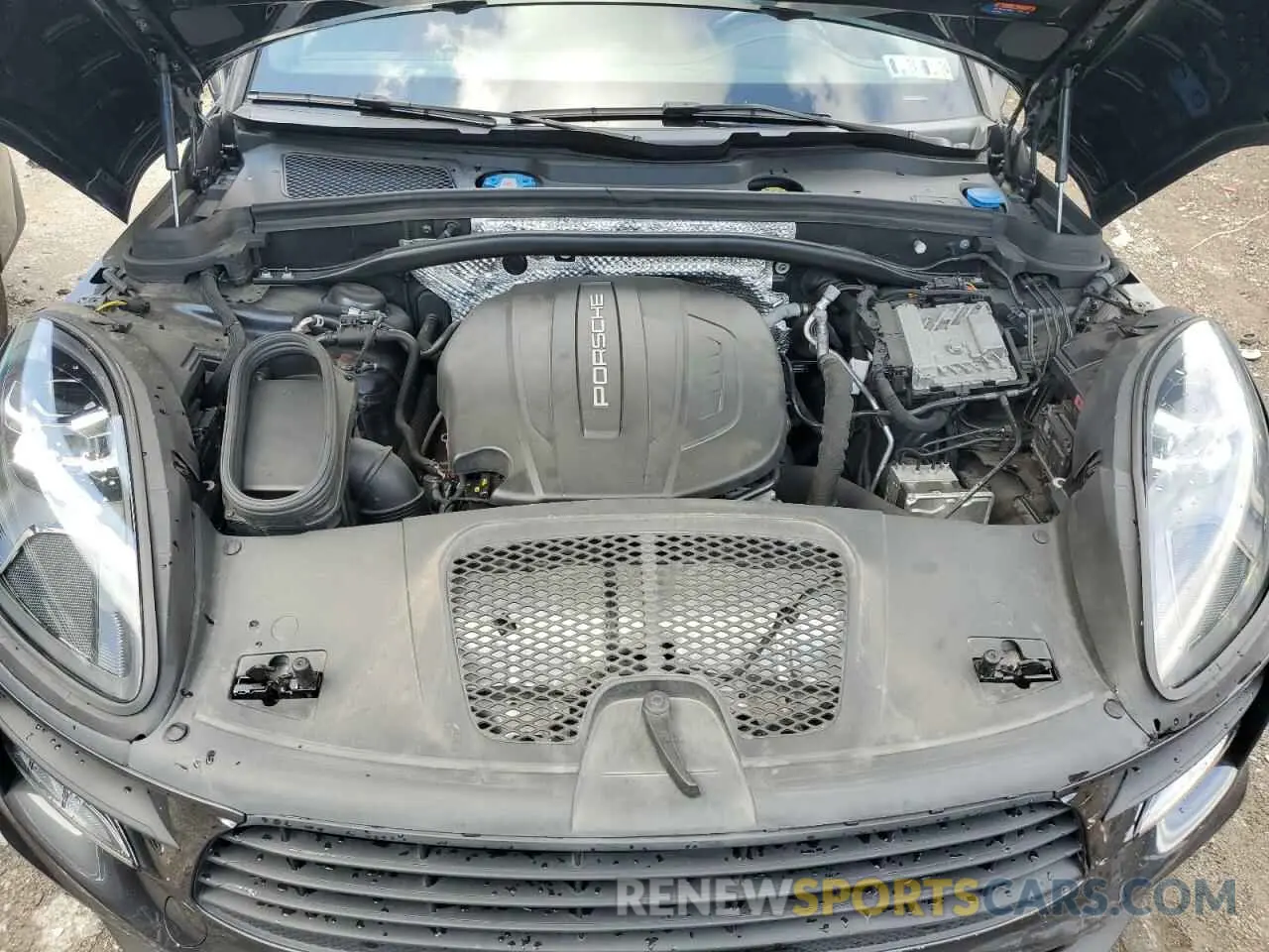 12 Photograph of a damaged car WP1AA2A50LLB01807 PORSCHE MACAN 2020