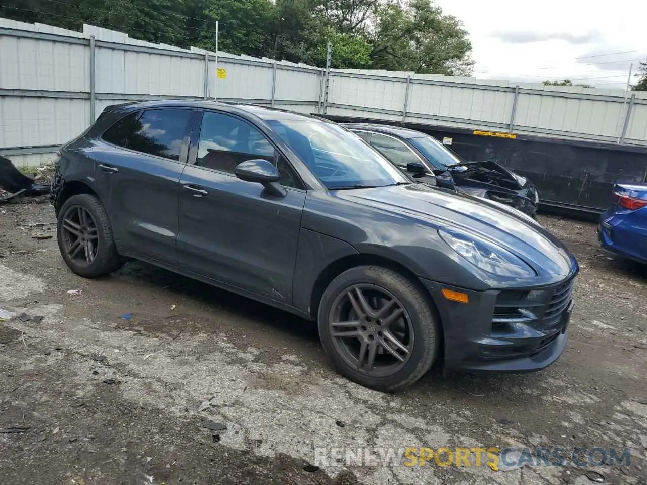 4 Photograph of a damaged car WP1AA2A50LLB01807 PORSCHE MACAN 2020