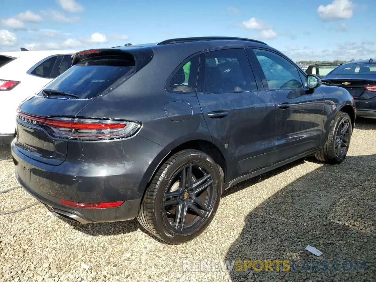 3 Photograph of a damaged car WP1AA2A50LLB04058 PORSCHE MACAN 2020