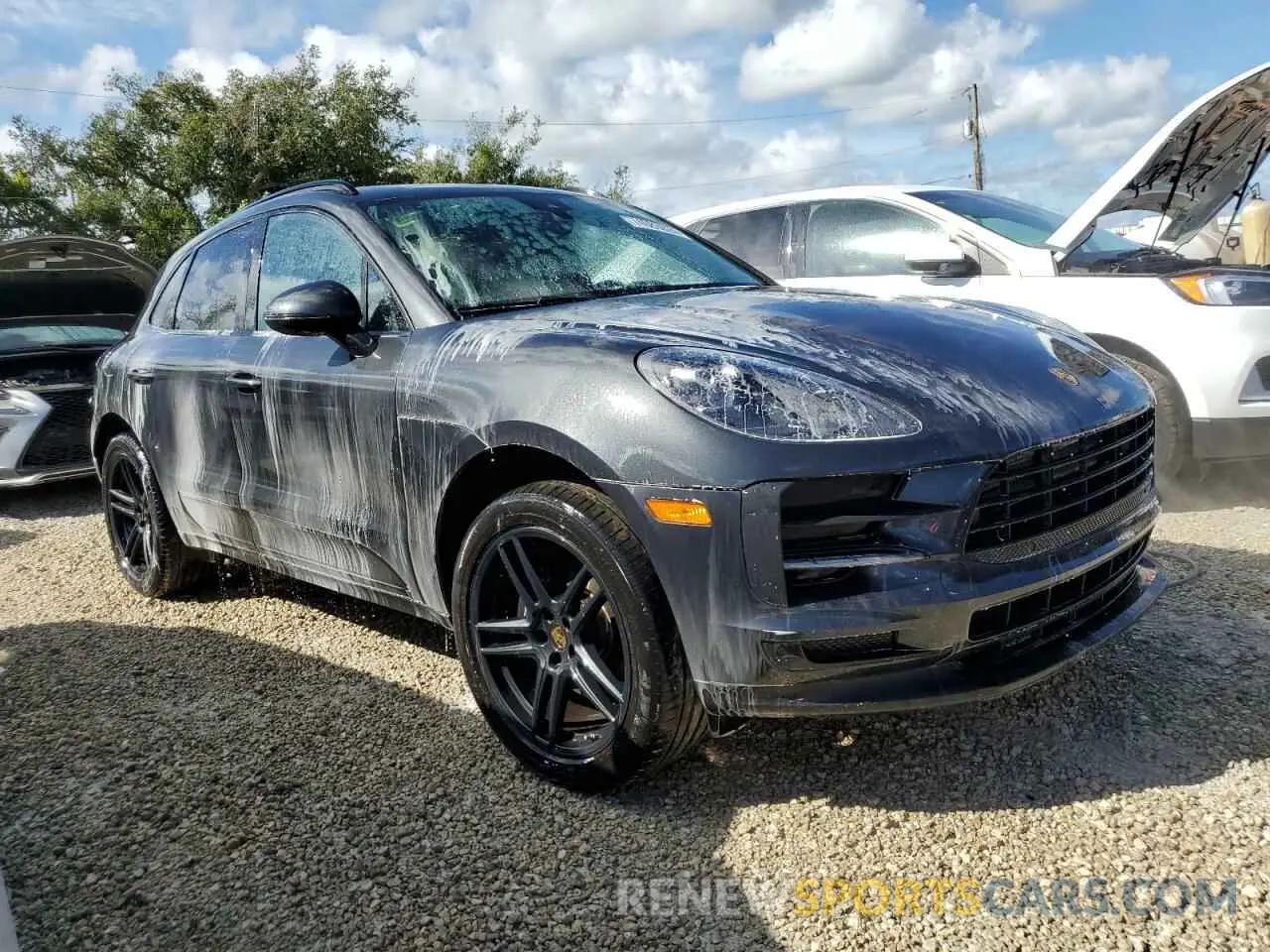 4 Photograph of a damaged car WP1AA2A50LLB04058 PORSCHE MACAN 2020