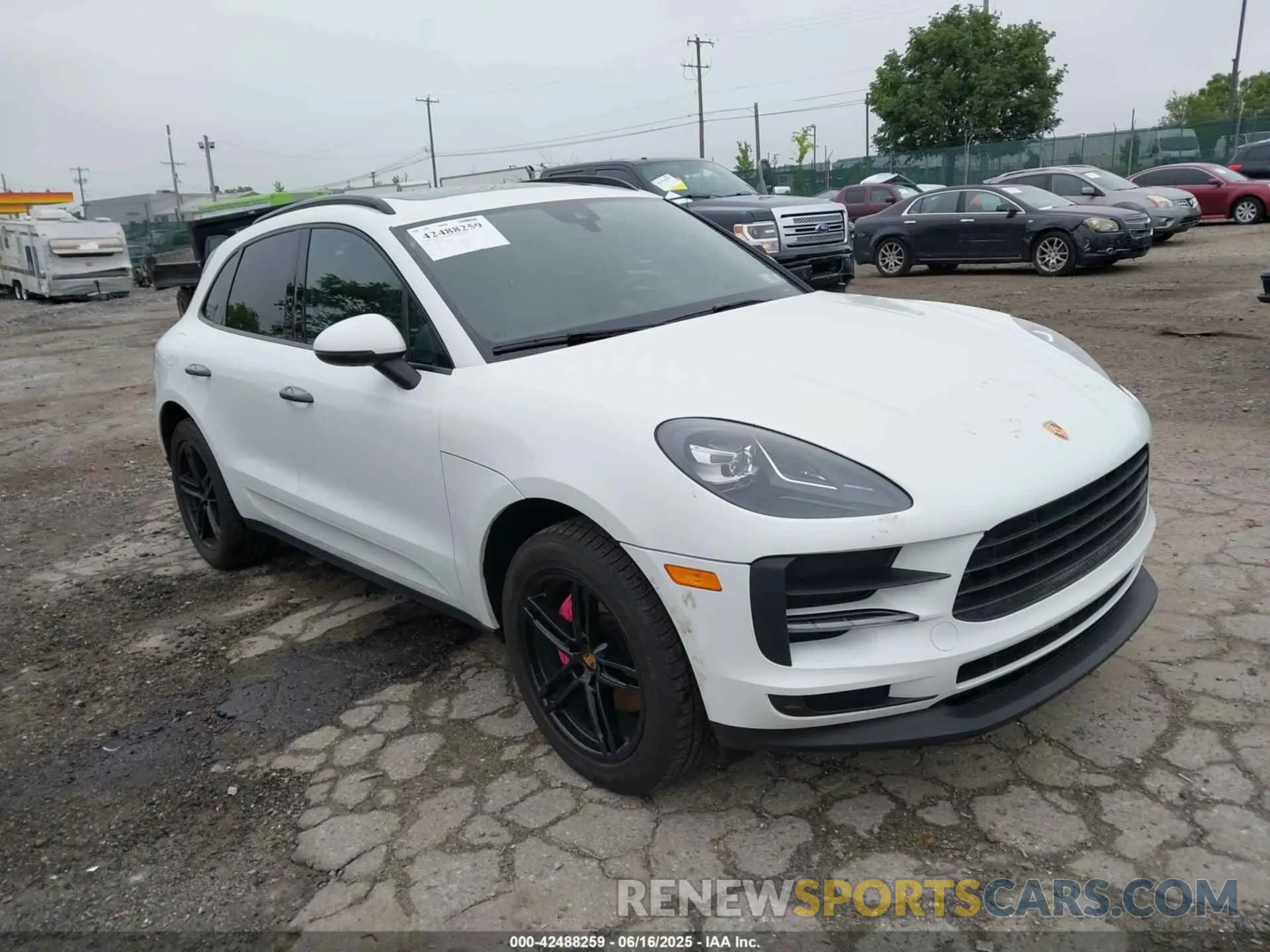 1 Фотография поврежденного автомобиля WP1AA2A50LLB05839 PORSCHE MACAN 2020