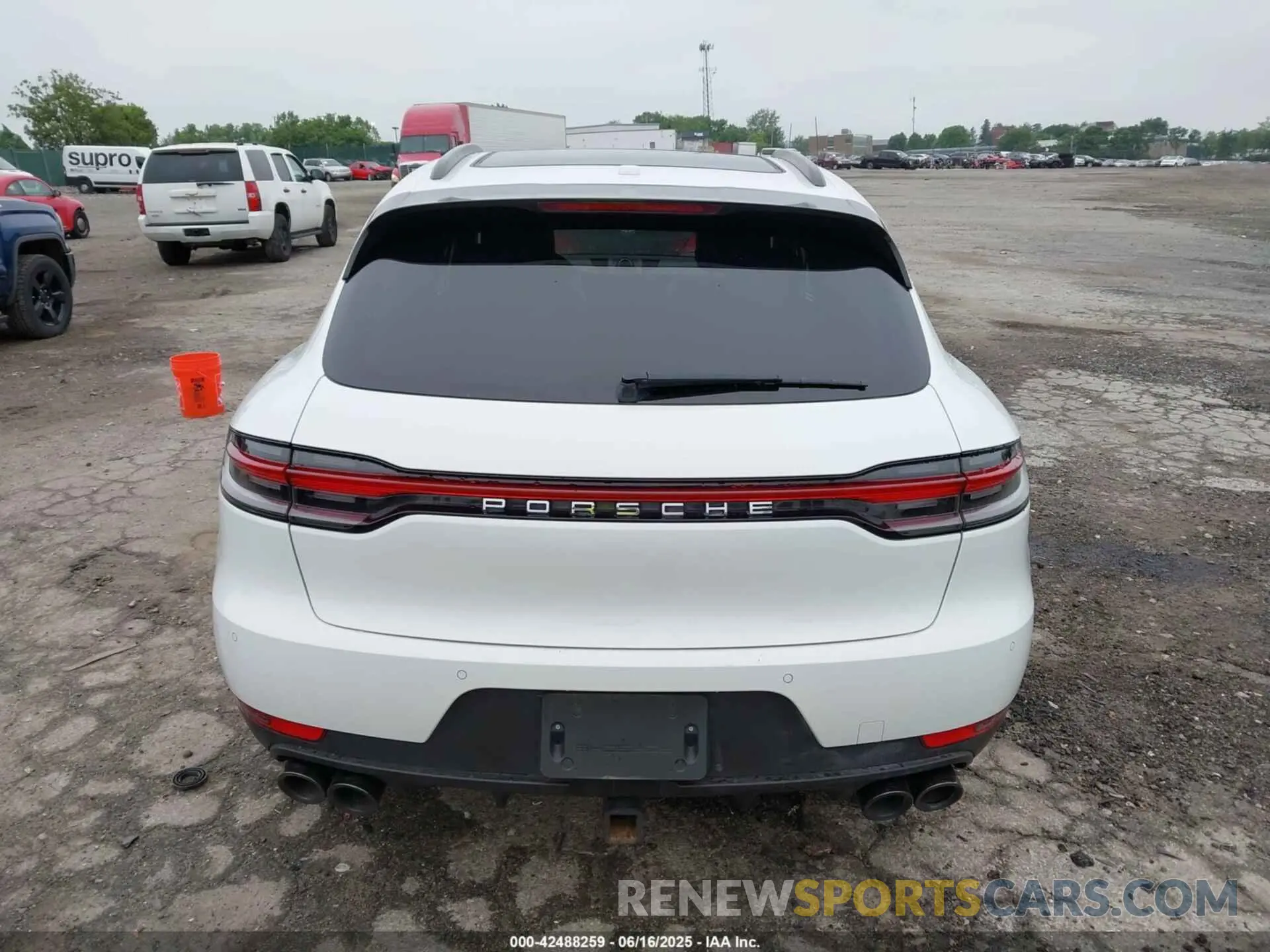 16 Фотография поврежденного автомобиля WP1AA2A50LLB05839 PORSCHE MACAN 2020