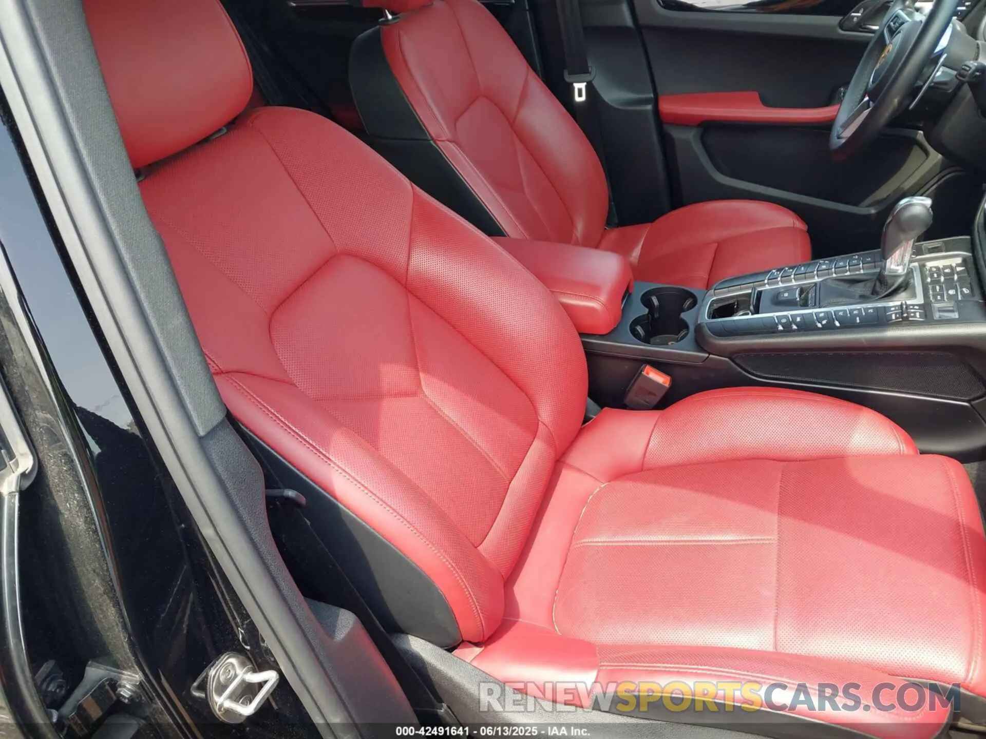 5 Фотография поврежденного автомобиля WP1AA2A51LLB10709 PORSCHE MACAN 2020