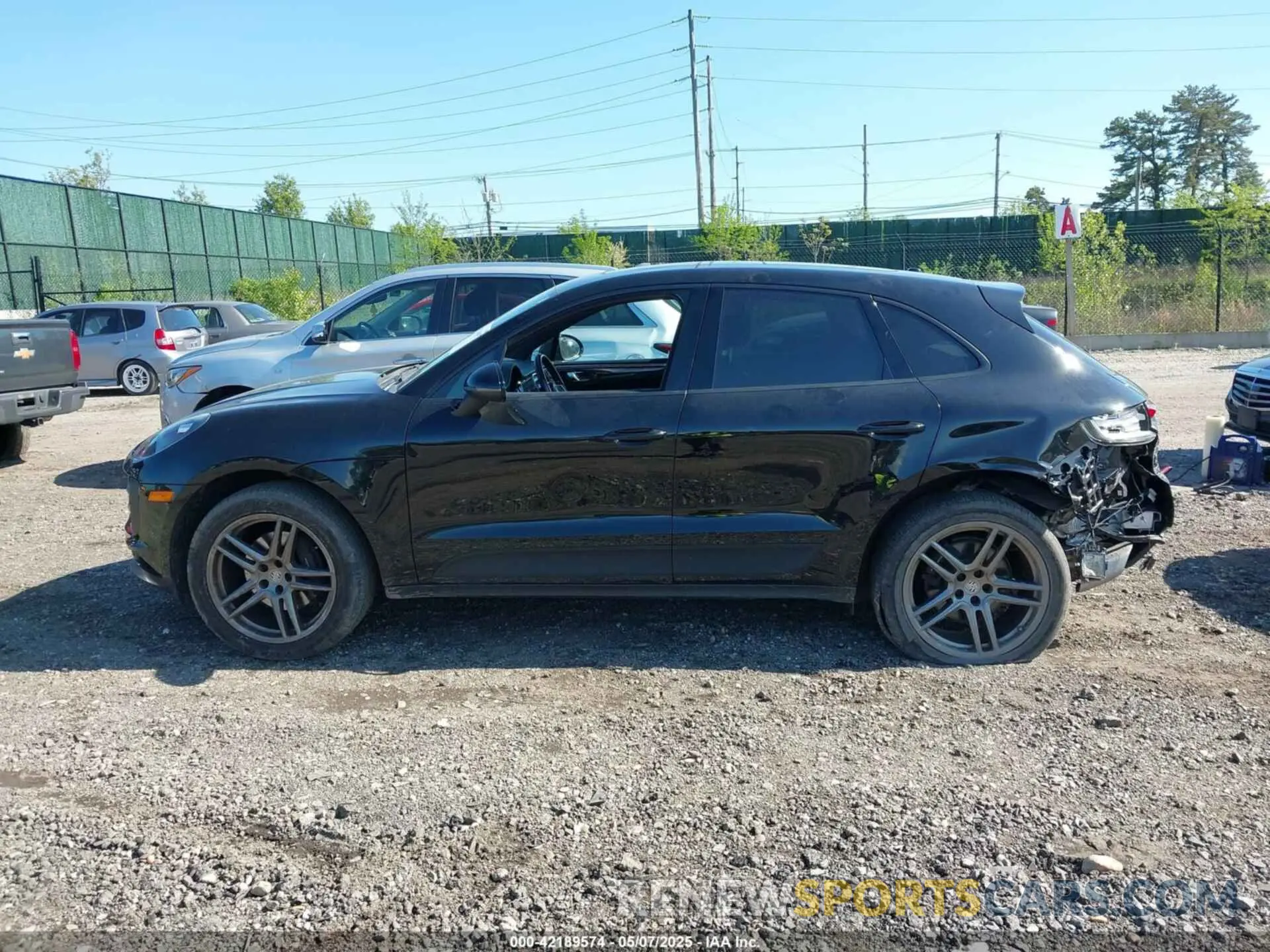 14 Фотография поврежденного автомобиля WP1AA2A54LLB12809 PORSCHE MACAN 2020