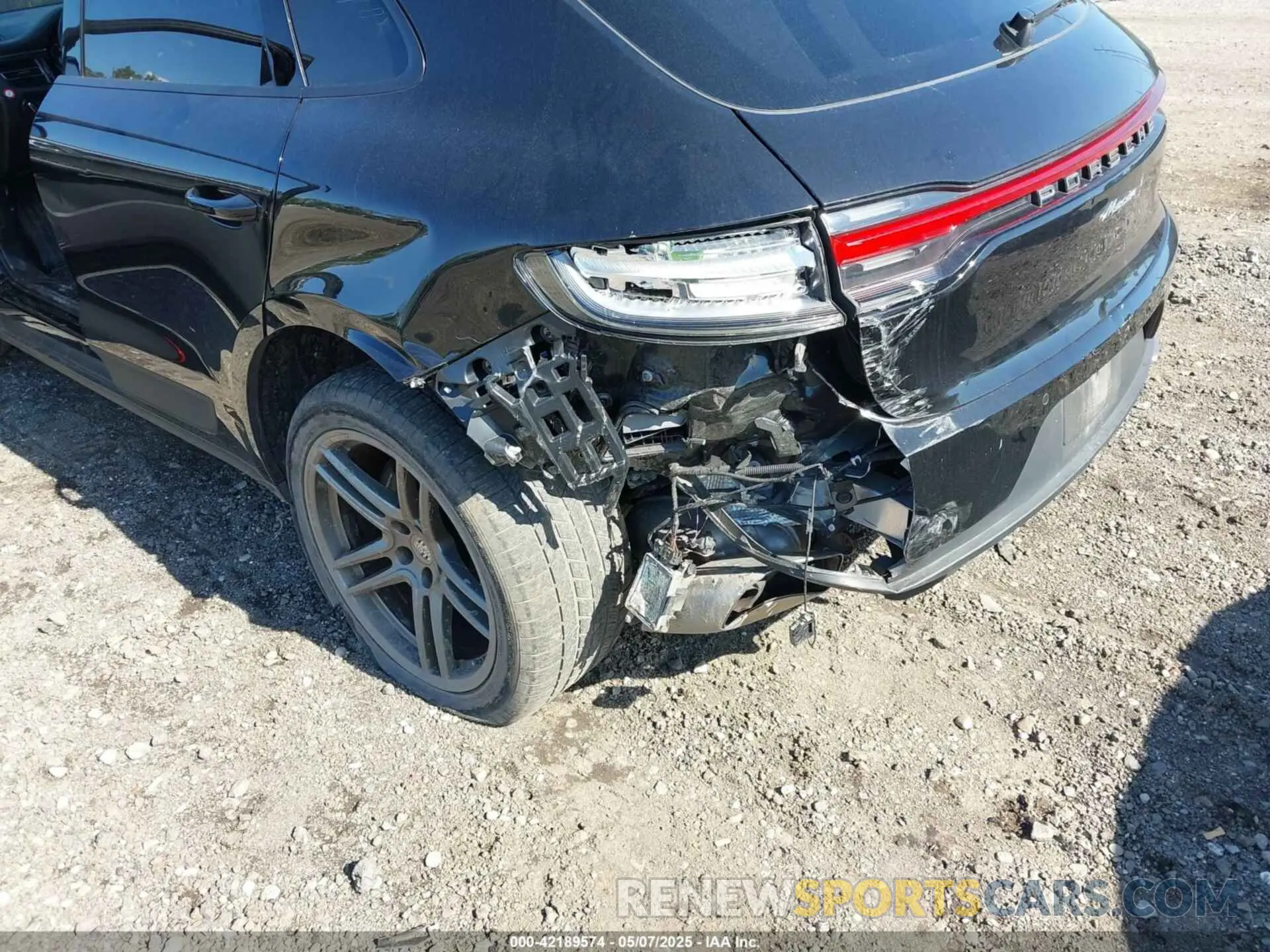 6 Фотография поврежденного автомобиля WP1AA2A54LLB12809 PORSCHE MACAN 2020