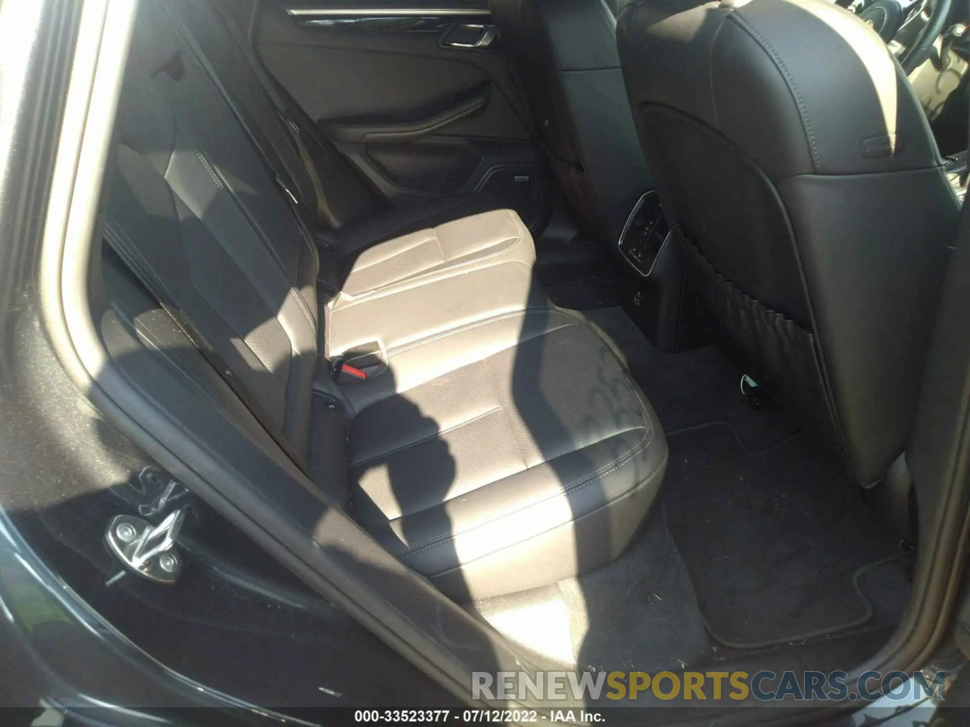 8 Photograph of a damaged car WP1AA2A55LLB04461 PORSCHE MACAN 2020