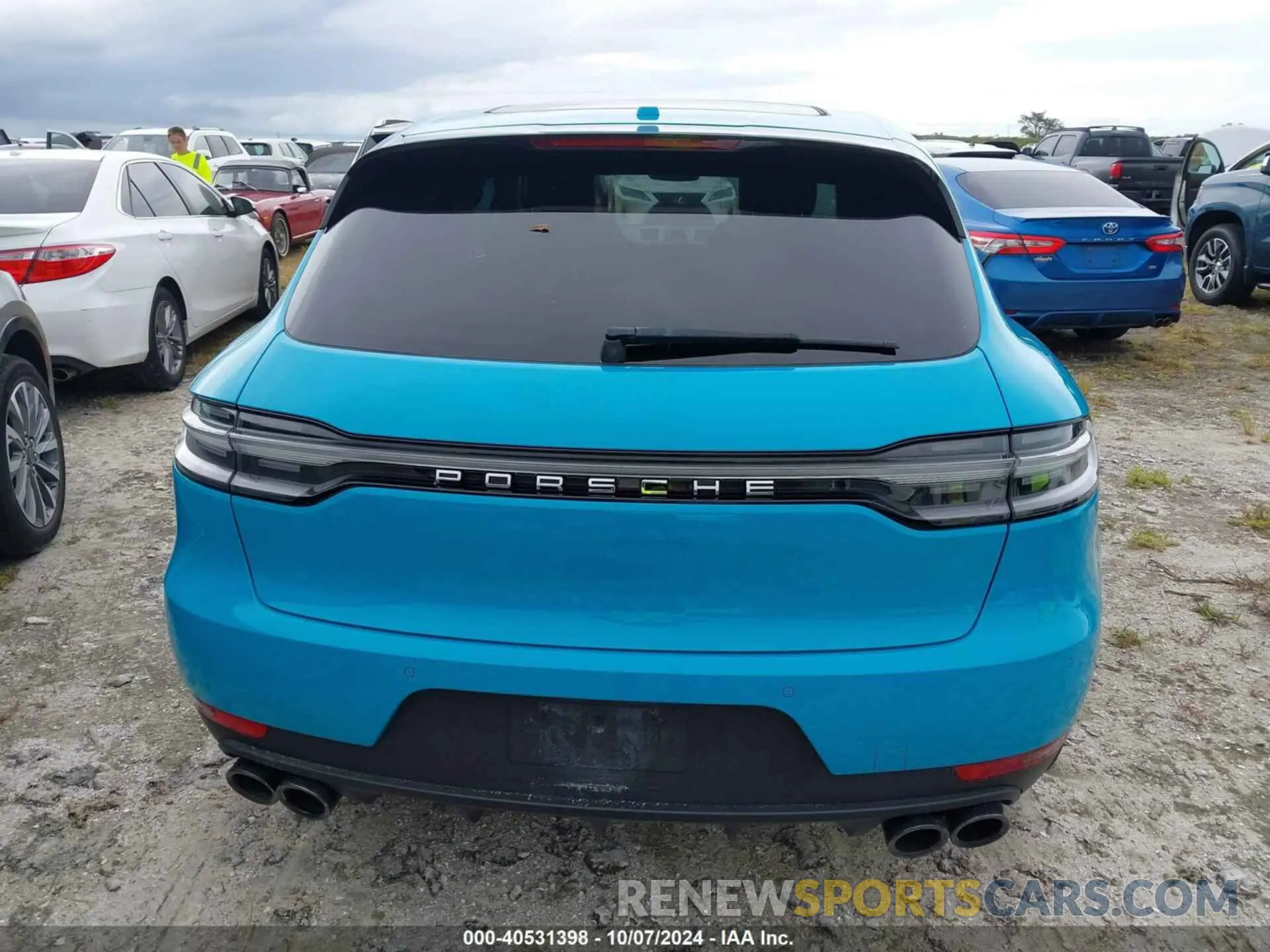 16 Photograph of a damaged car WP1AA2A55LLB10325 PORSCHE MACAN 2020