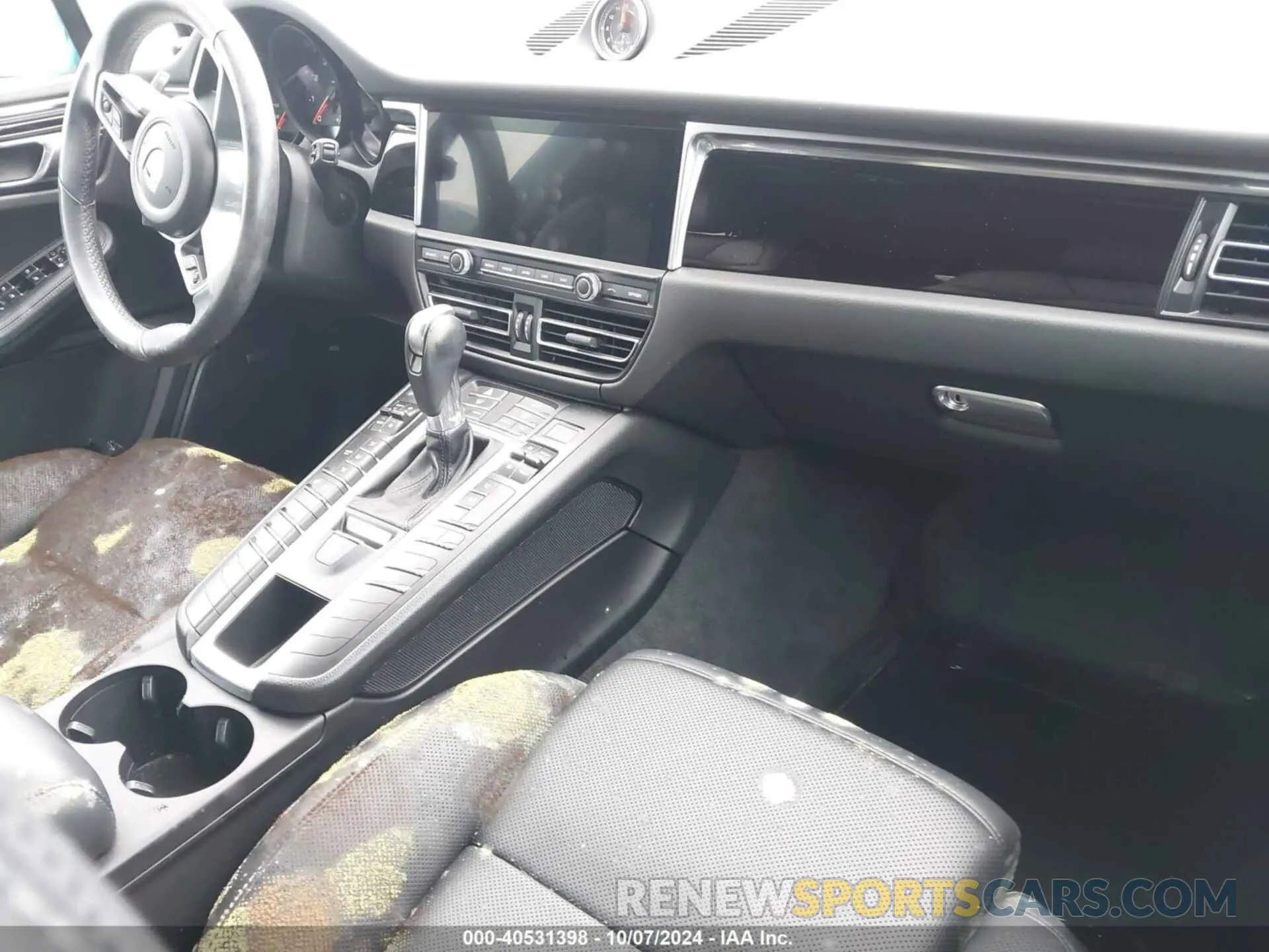5 Photograph of a damaged car WP1AA2A55LLB10325 PORSCHE MACAN 2020