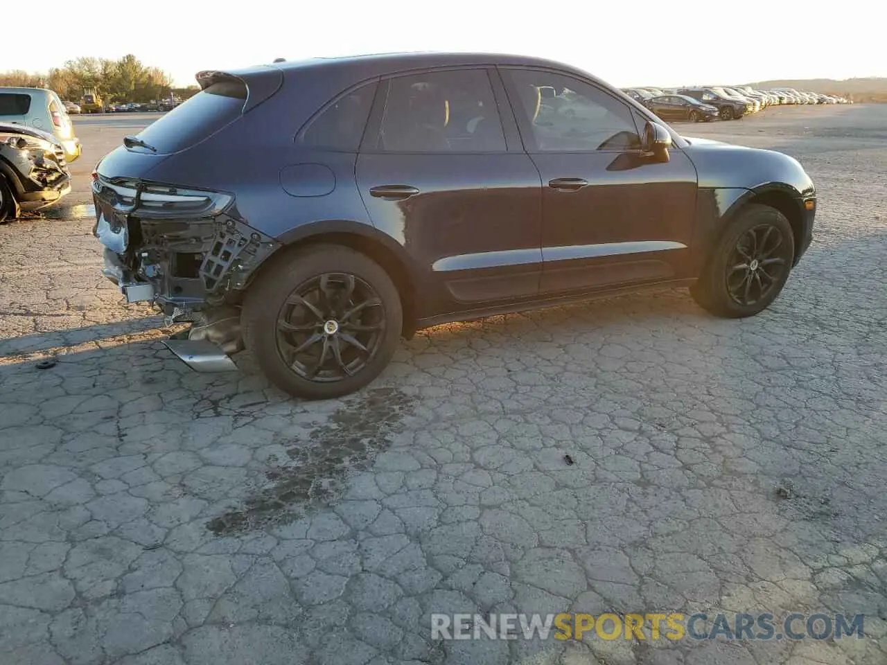 3 Фотография поврежденного автомобиля WP1AA2A56LLB13377 PORSCHE MACAN 2020