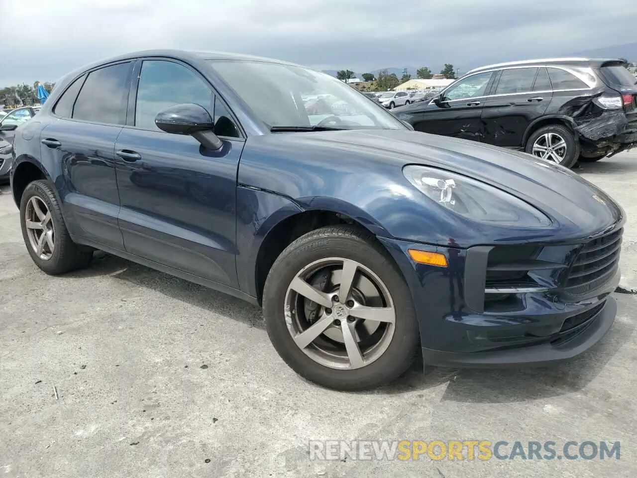 4 Фотография поврежденного автомобиля WP1AA2A57LLB13243 PORSCHE MACAN 2020