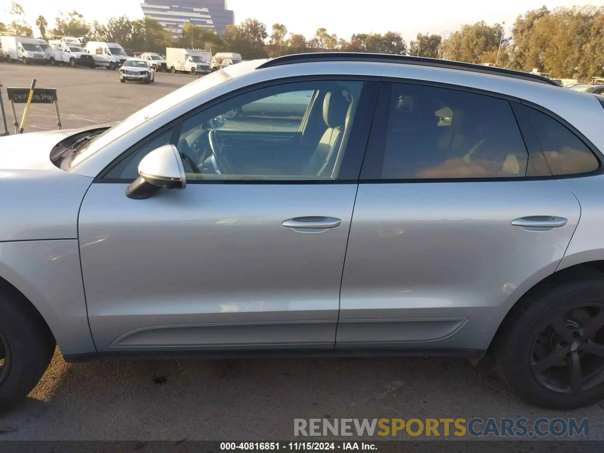 14 Фотография поврежденного автомобиля WP1AA2A58LLB09458 PORSCHE MACAN 2020
