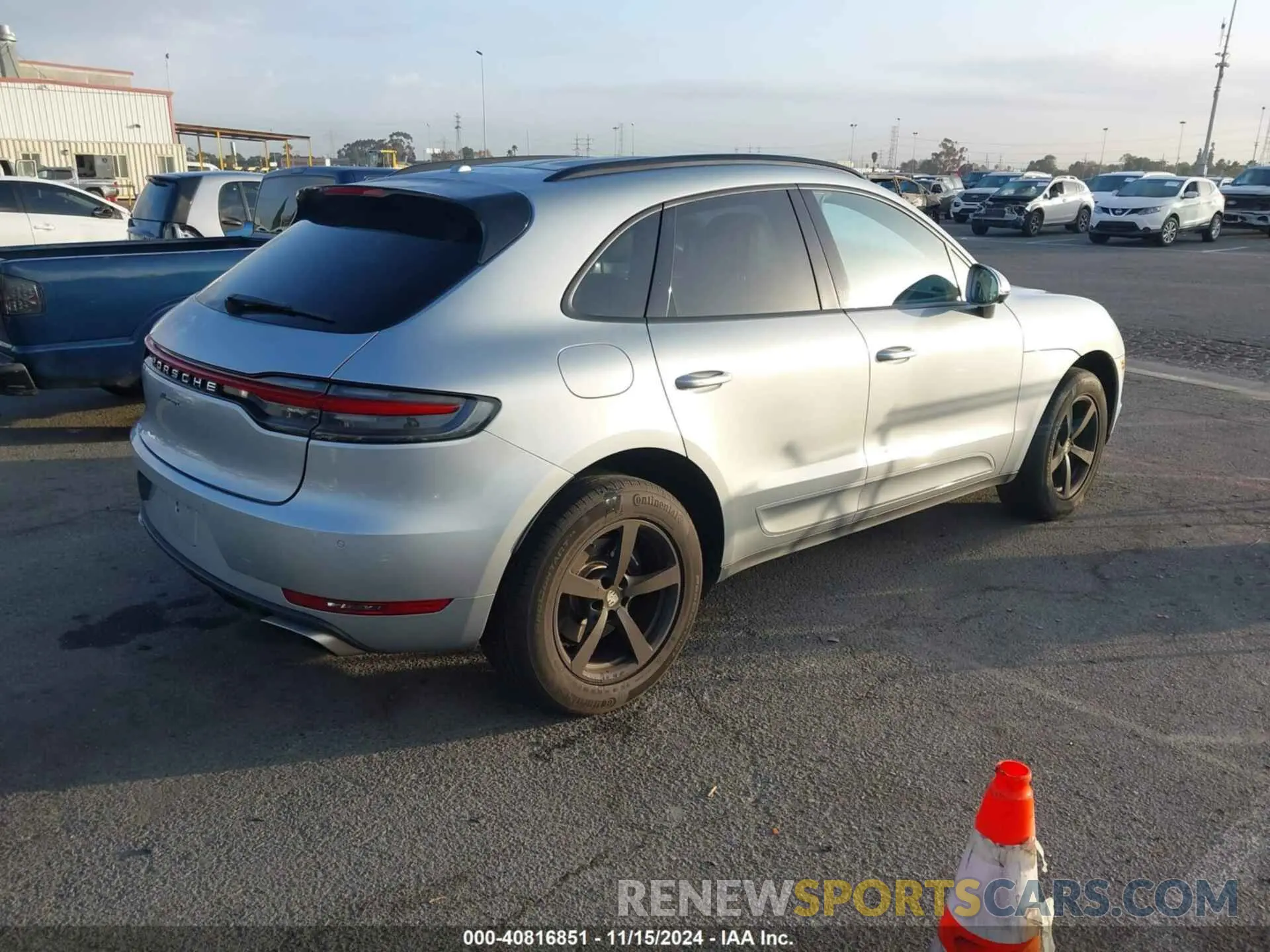 4 Фотография поврежденного автомобиля WP1AA2A58LLB09458 PORSCHE MACAN 2020